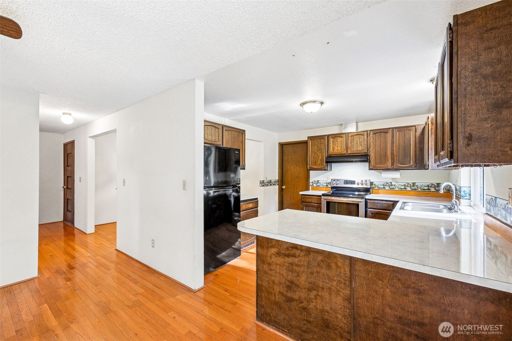 18416 78th Avenue Property Photo 13