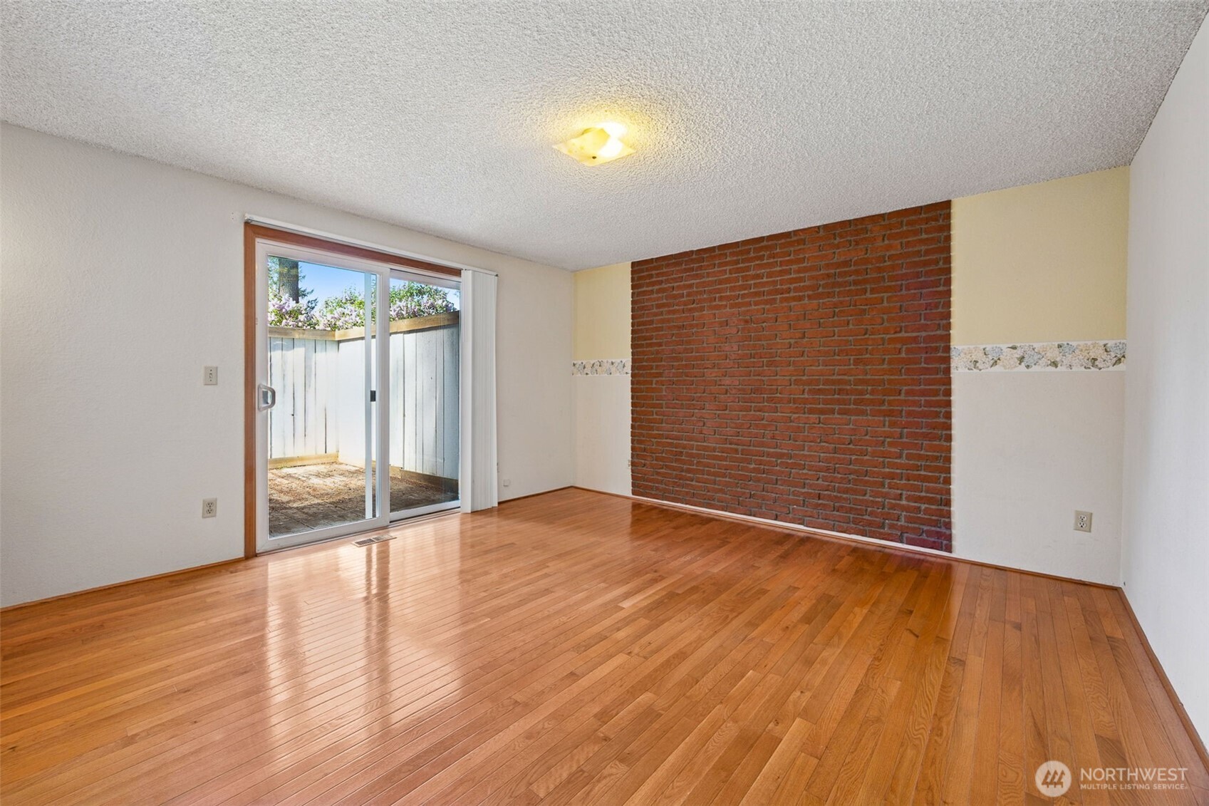 18416 78th Avenue Property Photo 18