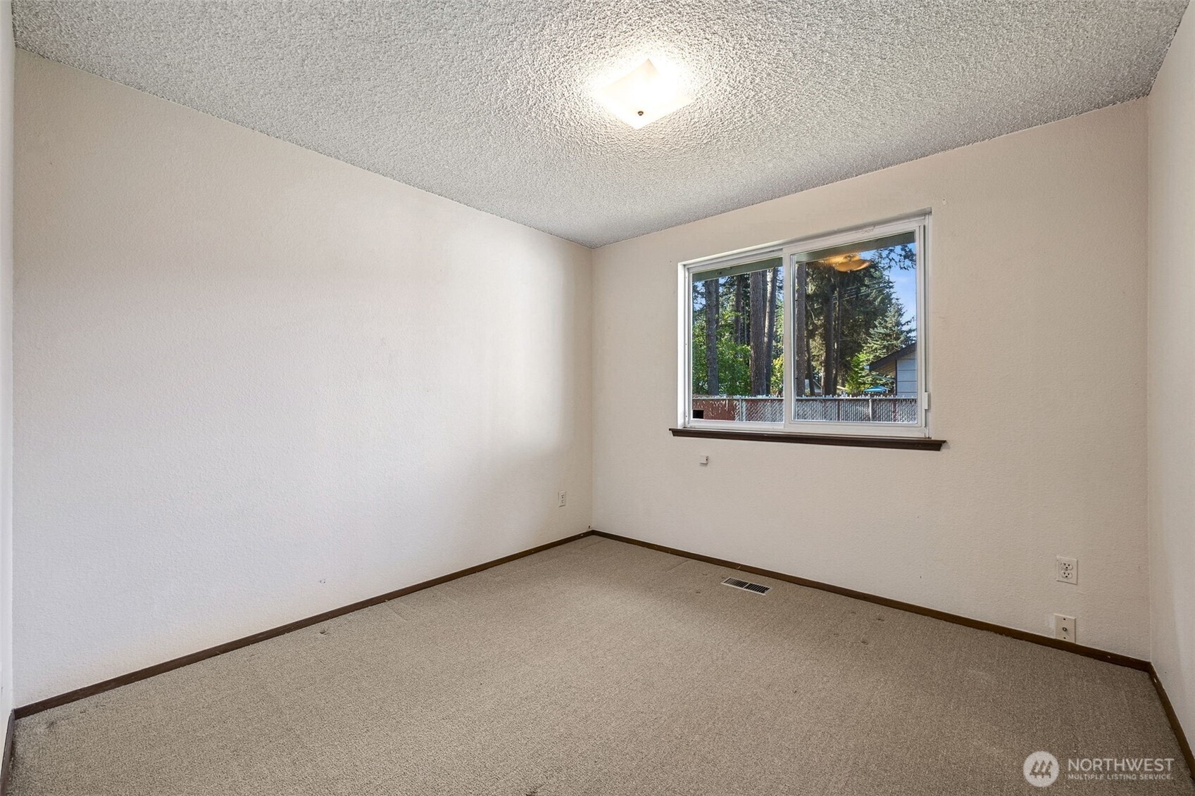 18416 78th Avenue Property Photo 21