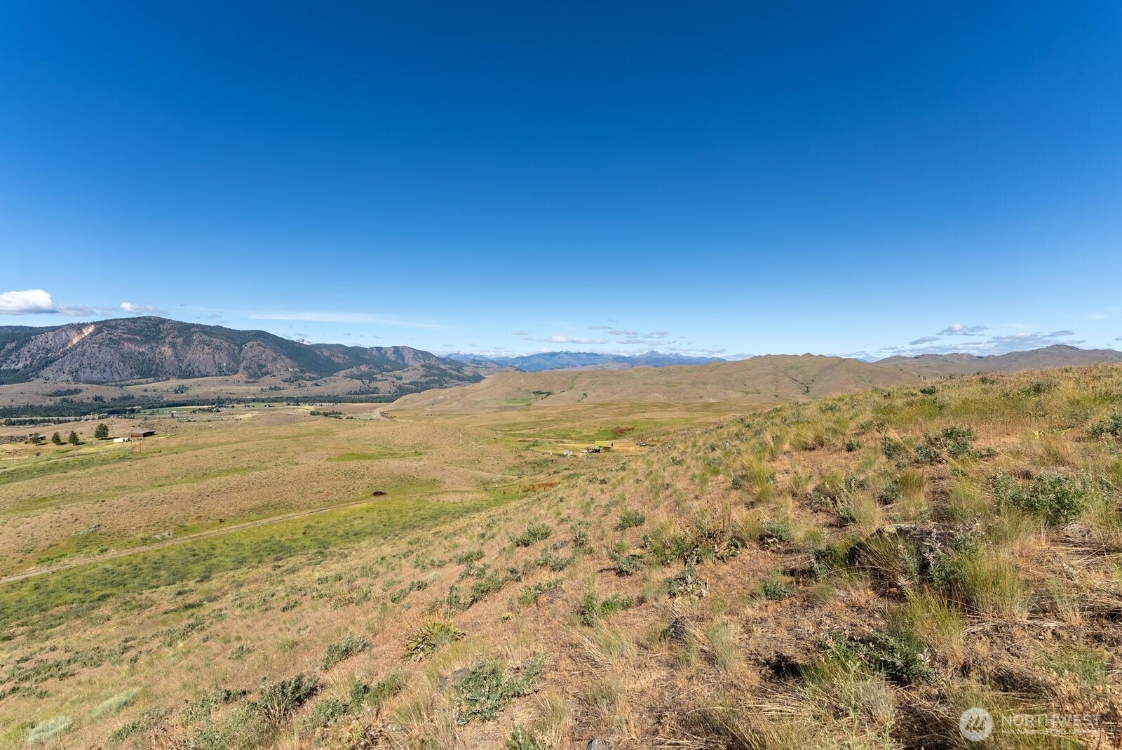 121 Finley Canyon Road Property Photo 8