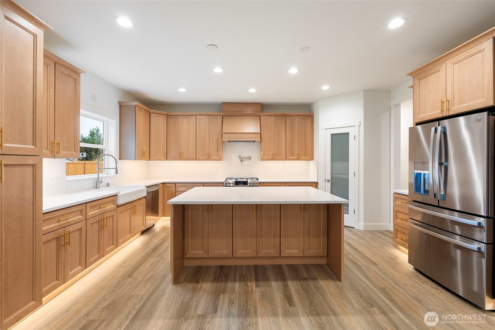 3435 Everette Lane Property Photo 6