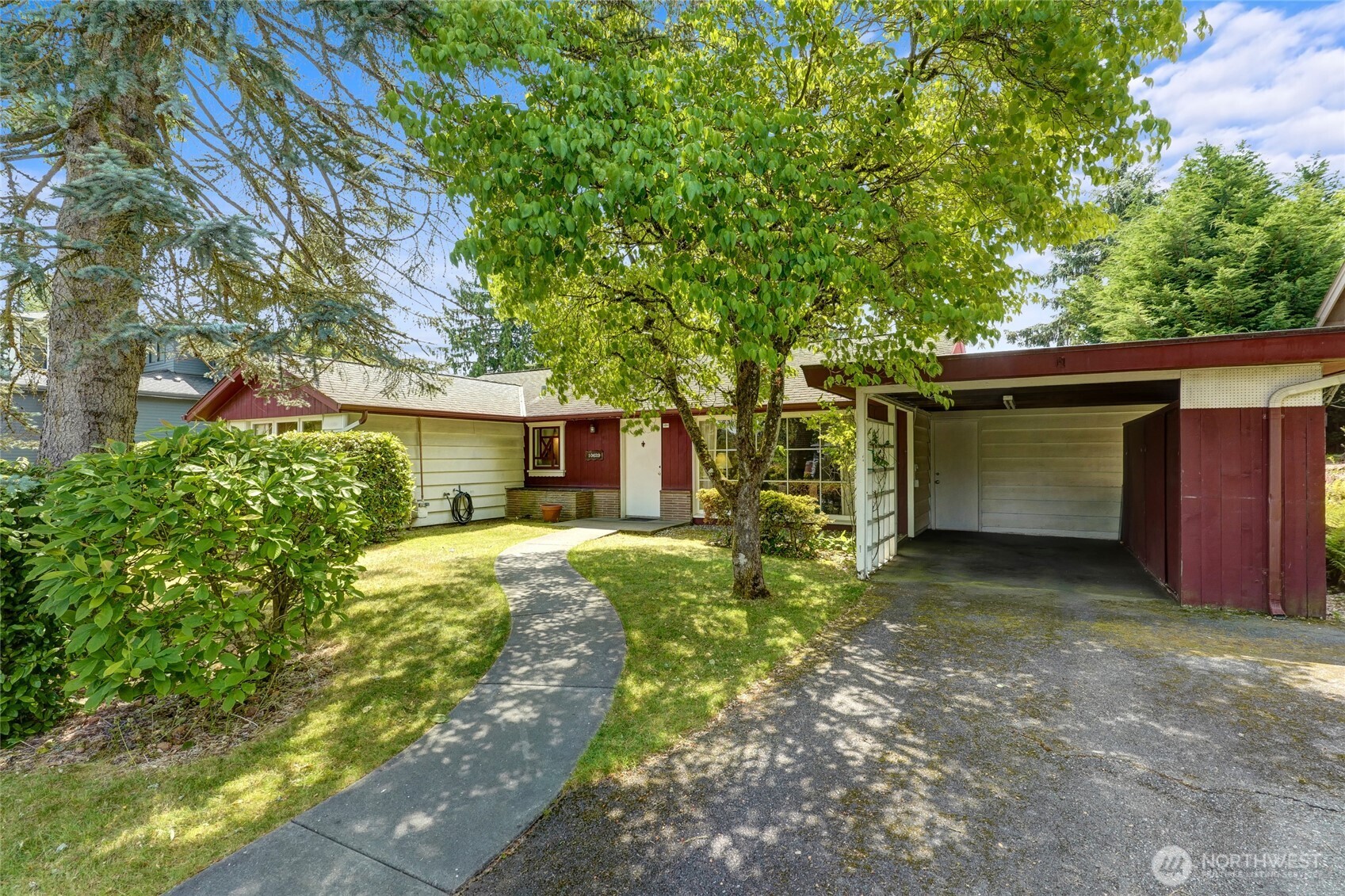 10629 Ne 26th Street Property Photo 1