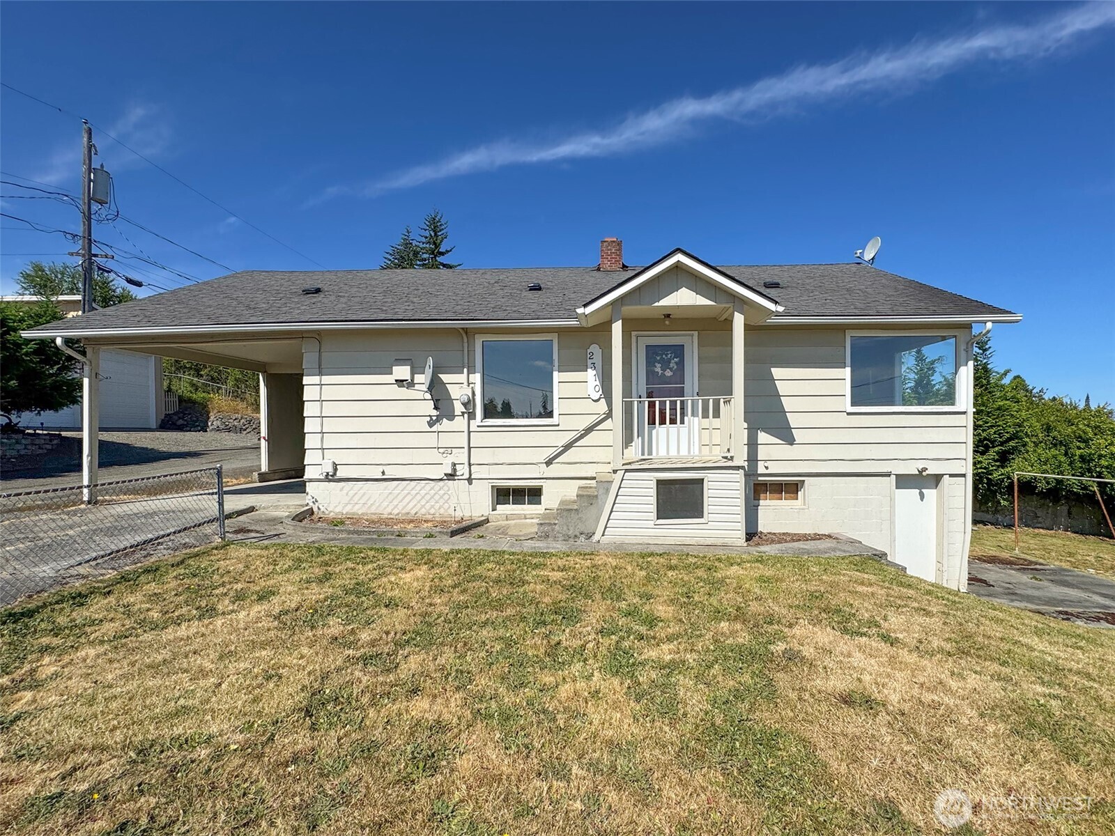 2310 S Laurel Street Property Photo 1
