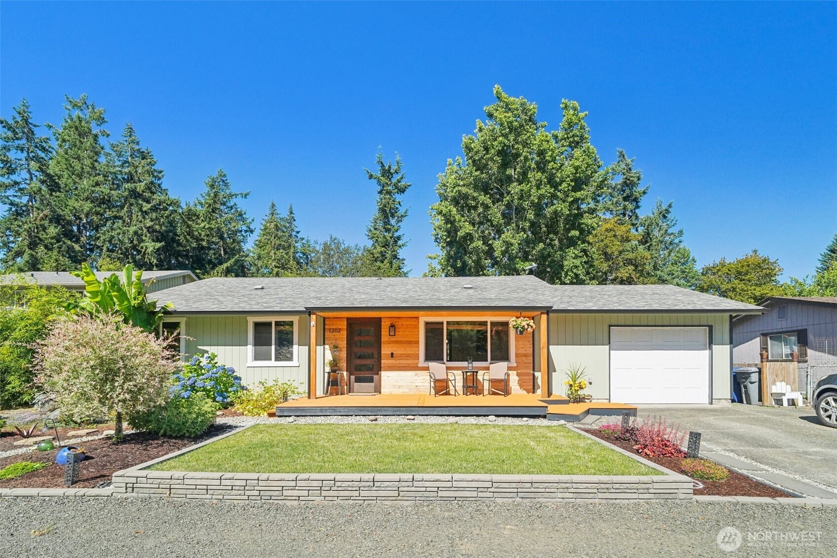 1202 Eleanor Court Property Photo 1