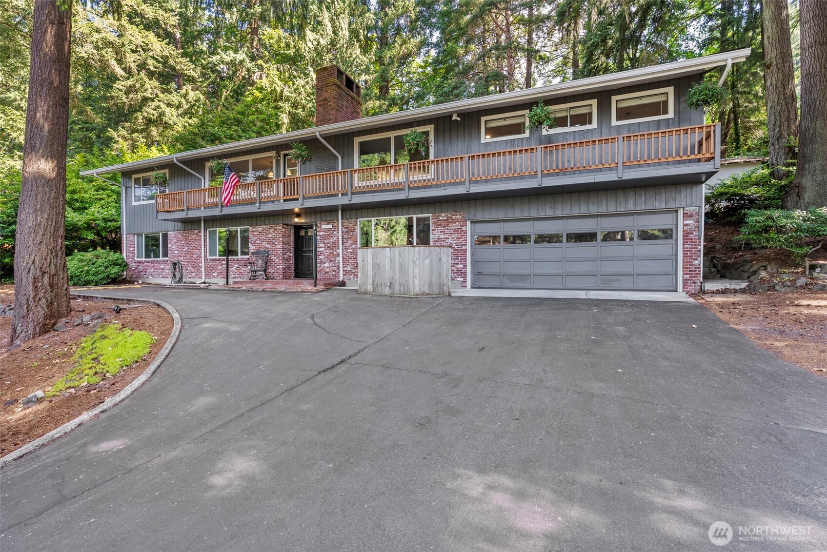 2342 E Lynnwood Drive Property Photo 1