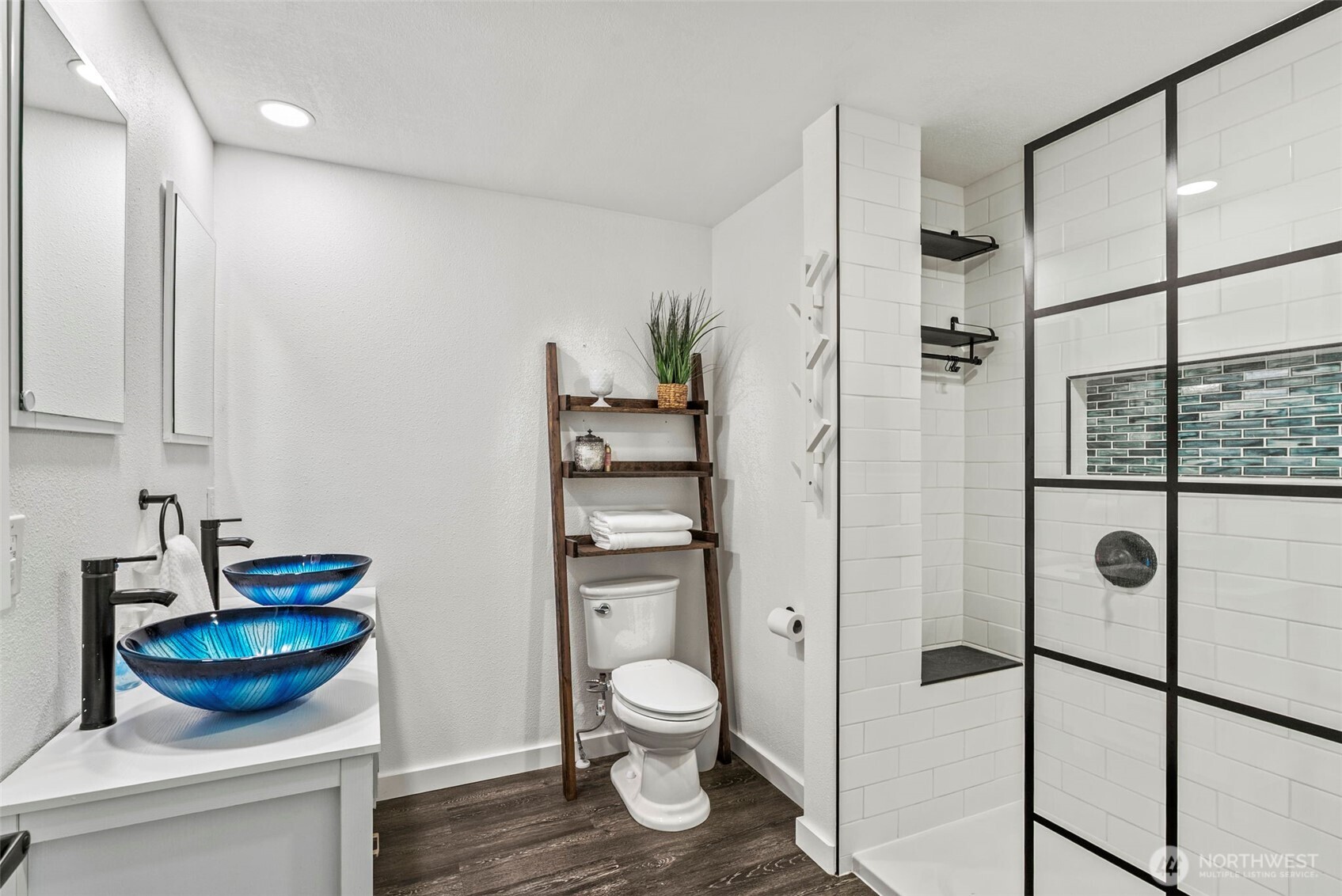 2342 E Lynnwood Drive Property Photo 15