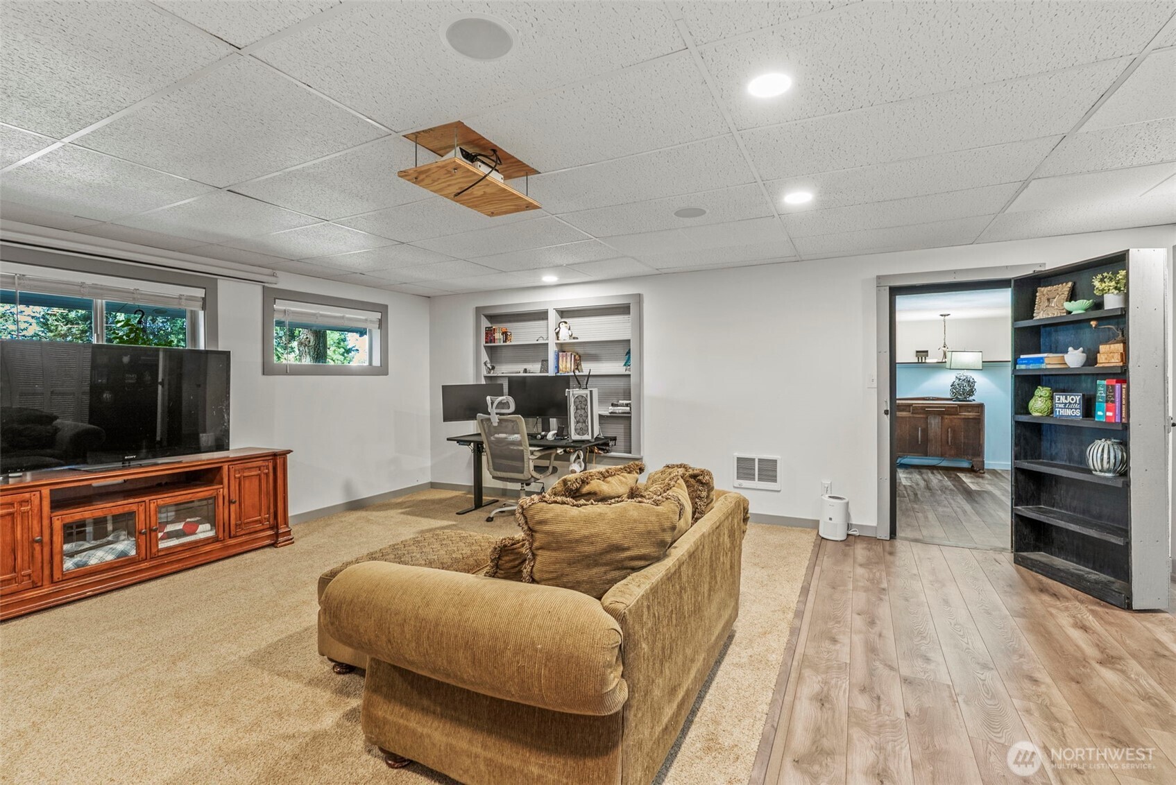 2342 E Lynnwood Drive Property Photo 20