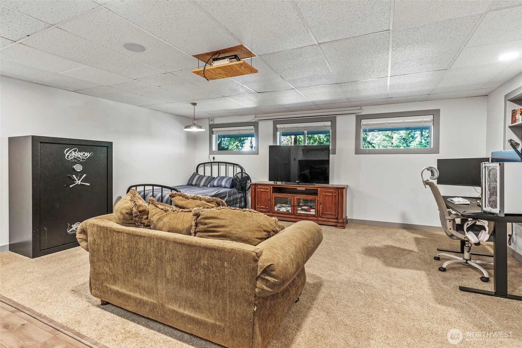 2342 E Lynnwood Drive Property Photo 21