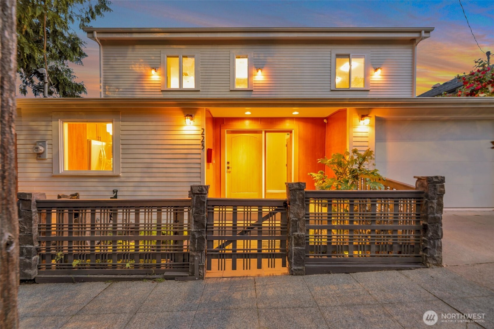 225 Ward Street Property Photo 2