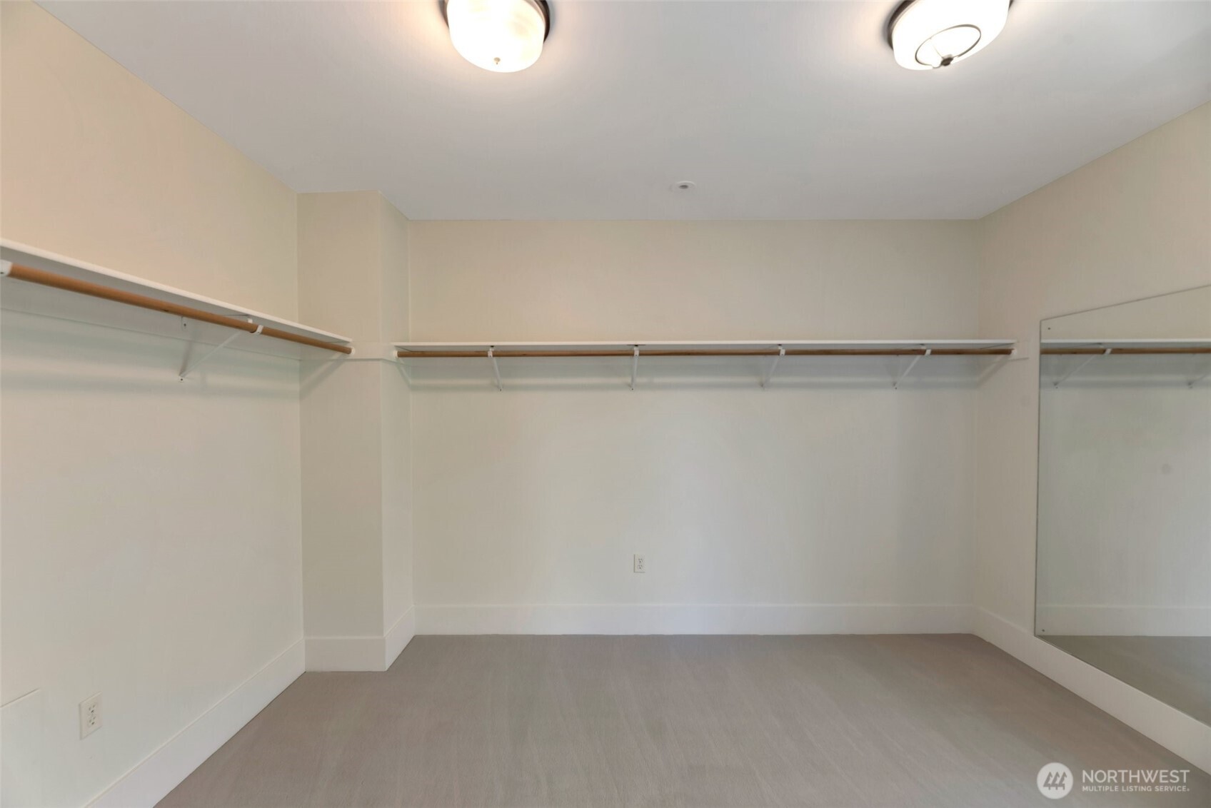 225 Ward Street Property Photo 16