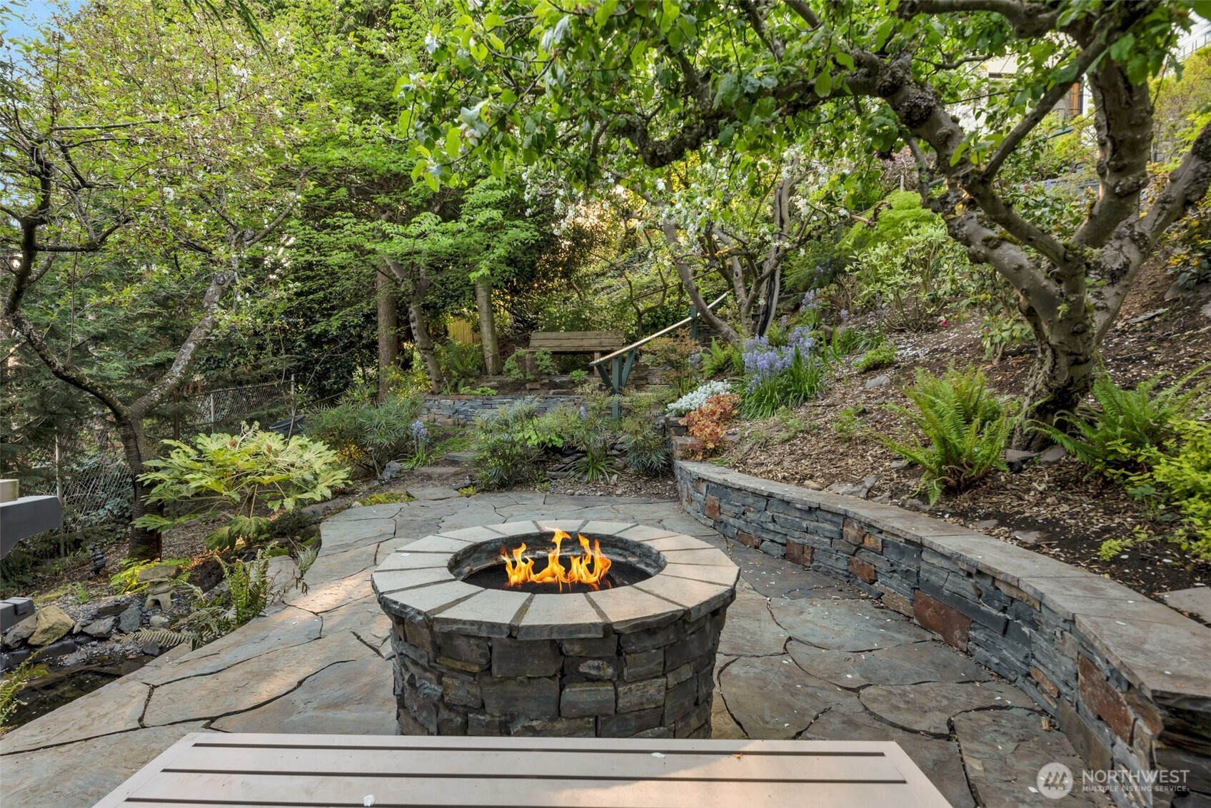 225 Ward Street Property Photo 37