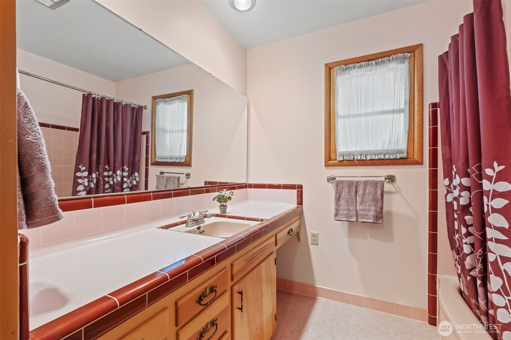 386 Mocliff Road Property Photo 17
