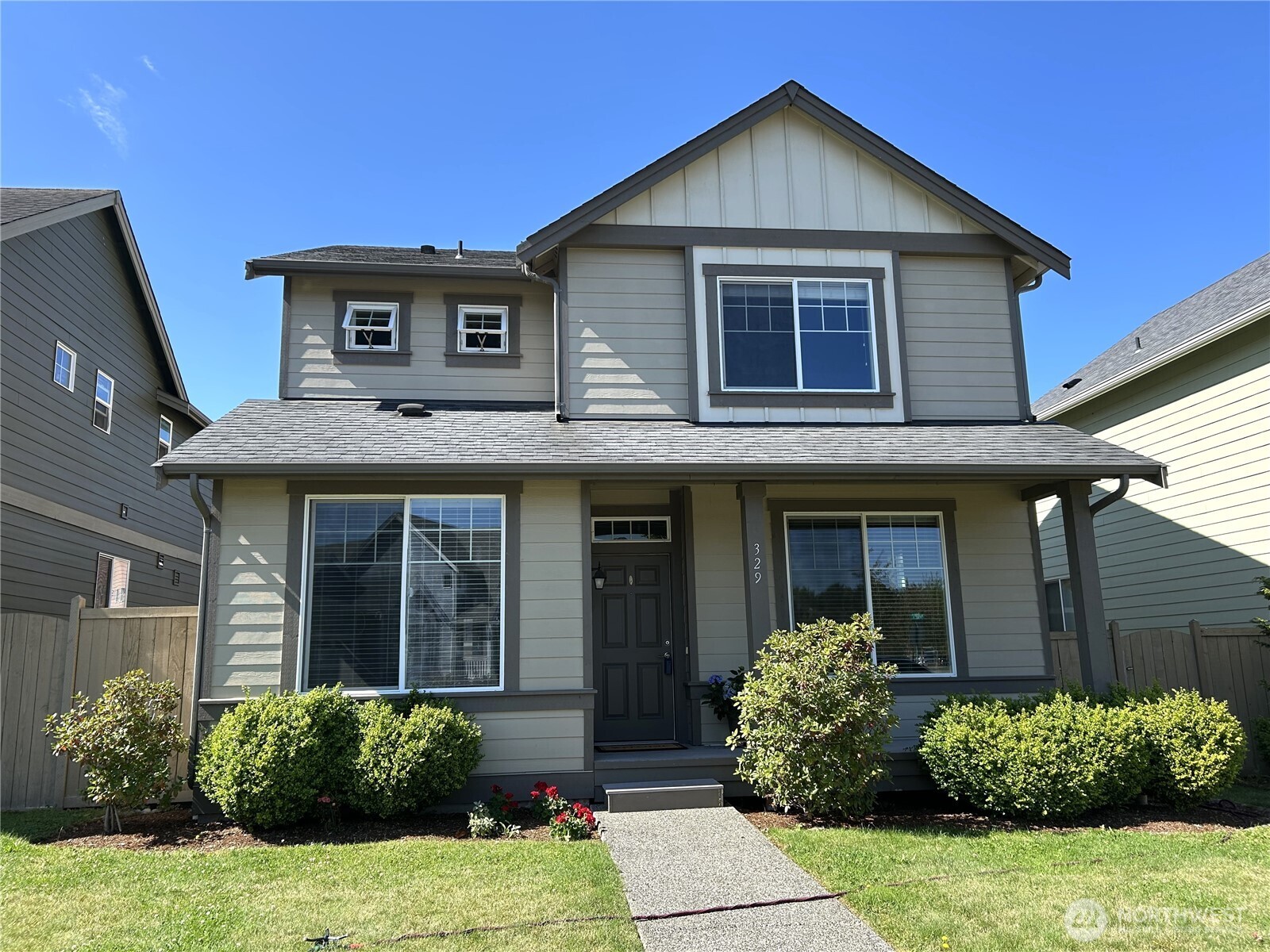 329 Holland Avenue Property Photo 1