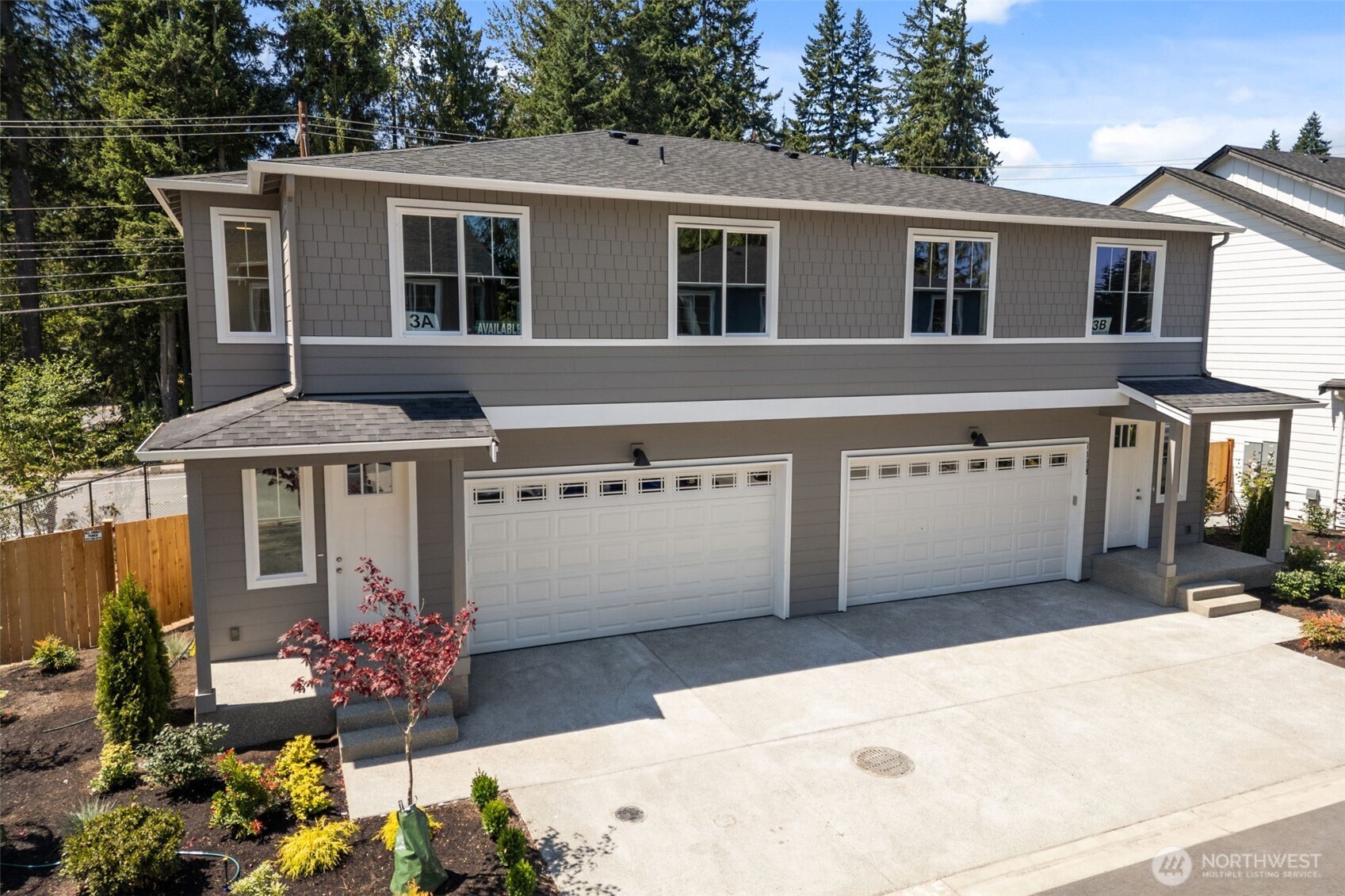 110 B 169th Place Property Photo 1