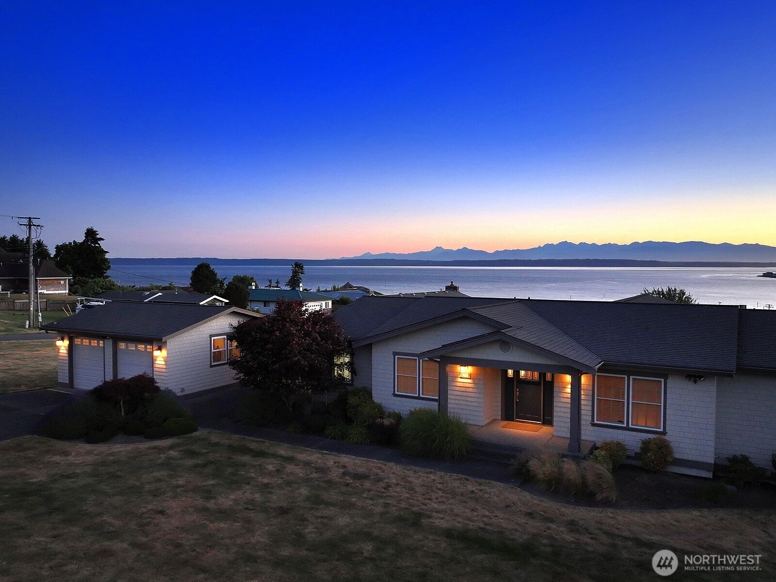 8238 Maritime Drive Property Photo 1