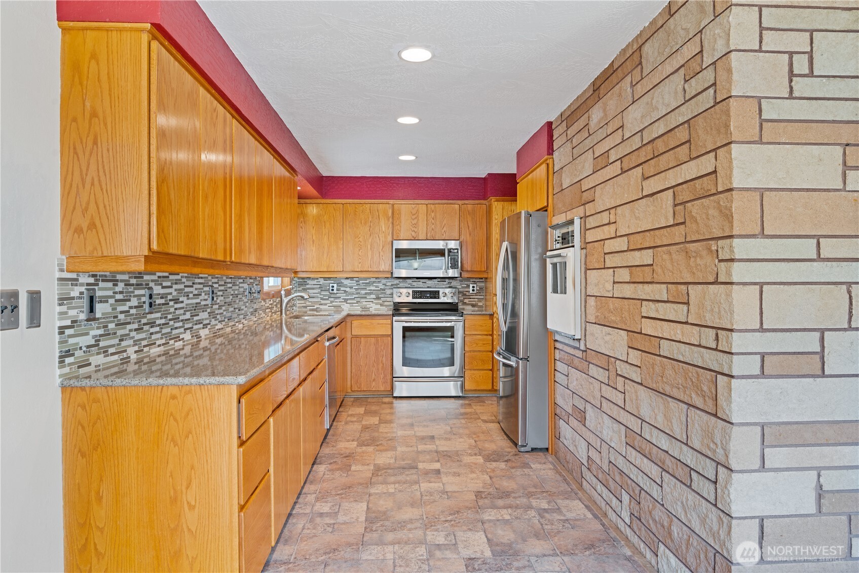 1617 Susan Avenue Property Photo 8