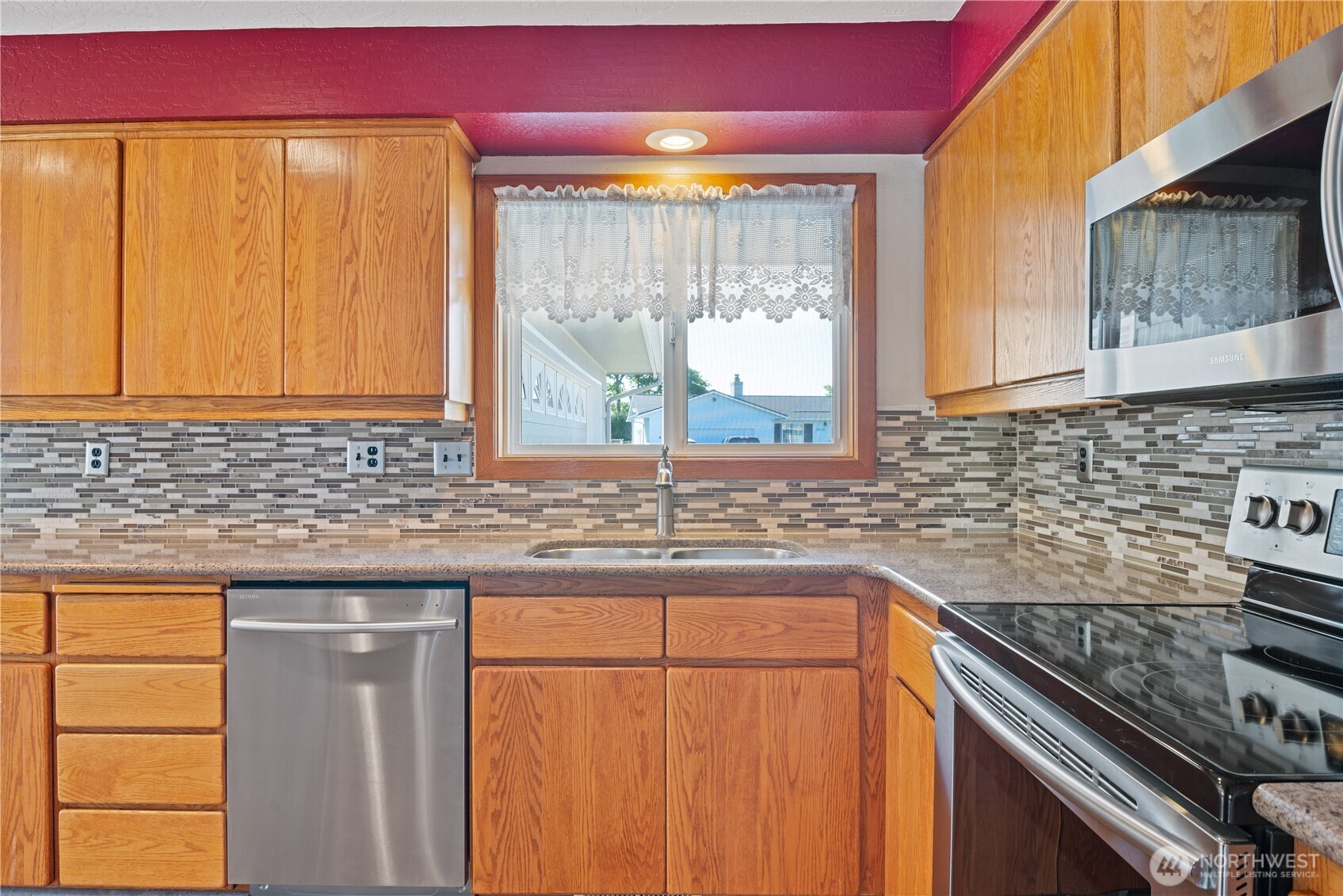 1617 Susan Avenue Property Photo 11