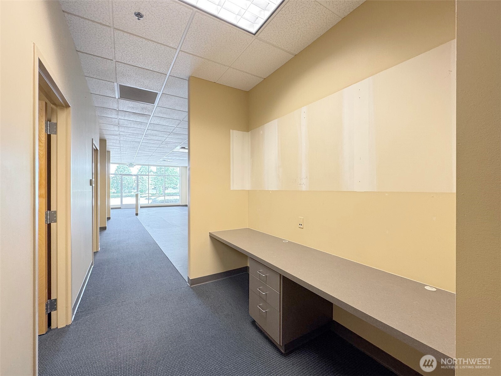 1400 W Washington Street 102 Property Photo 29