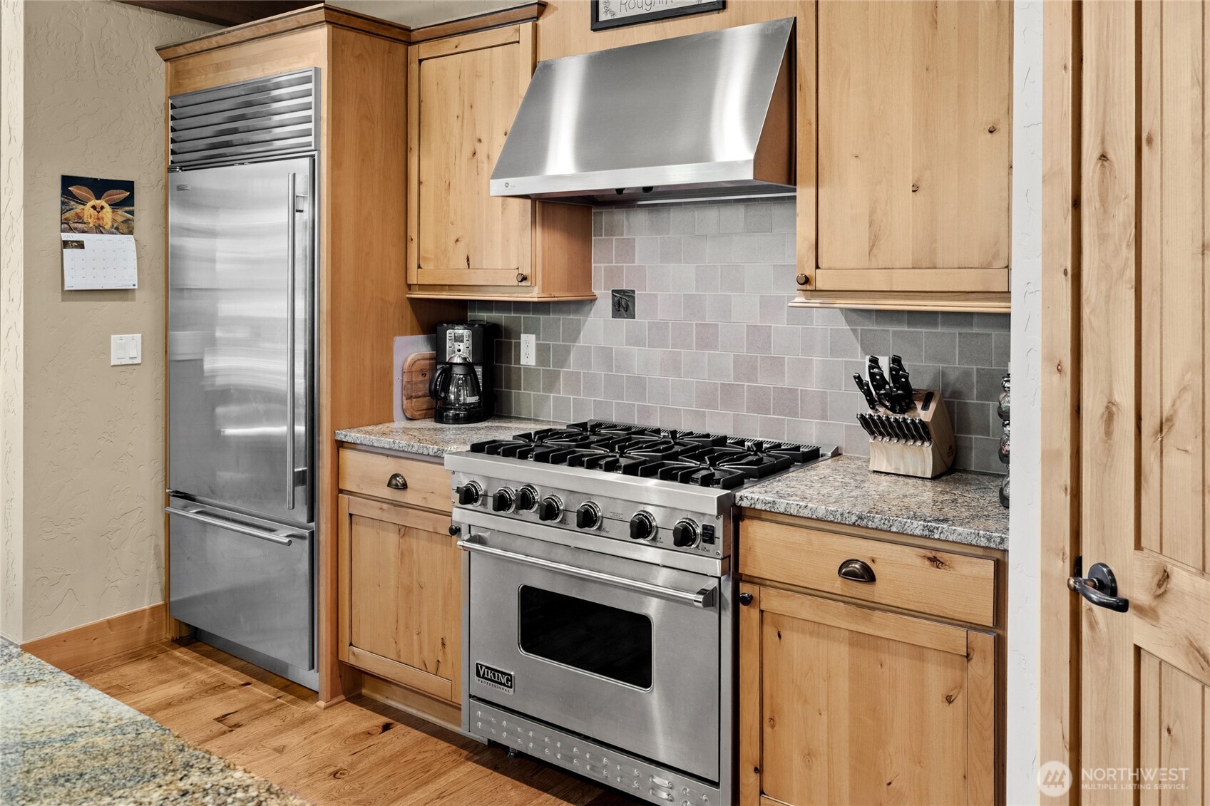 80 Queens Loop Property Photo 9