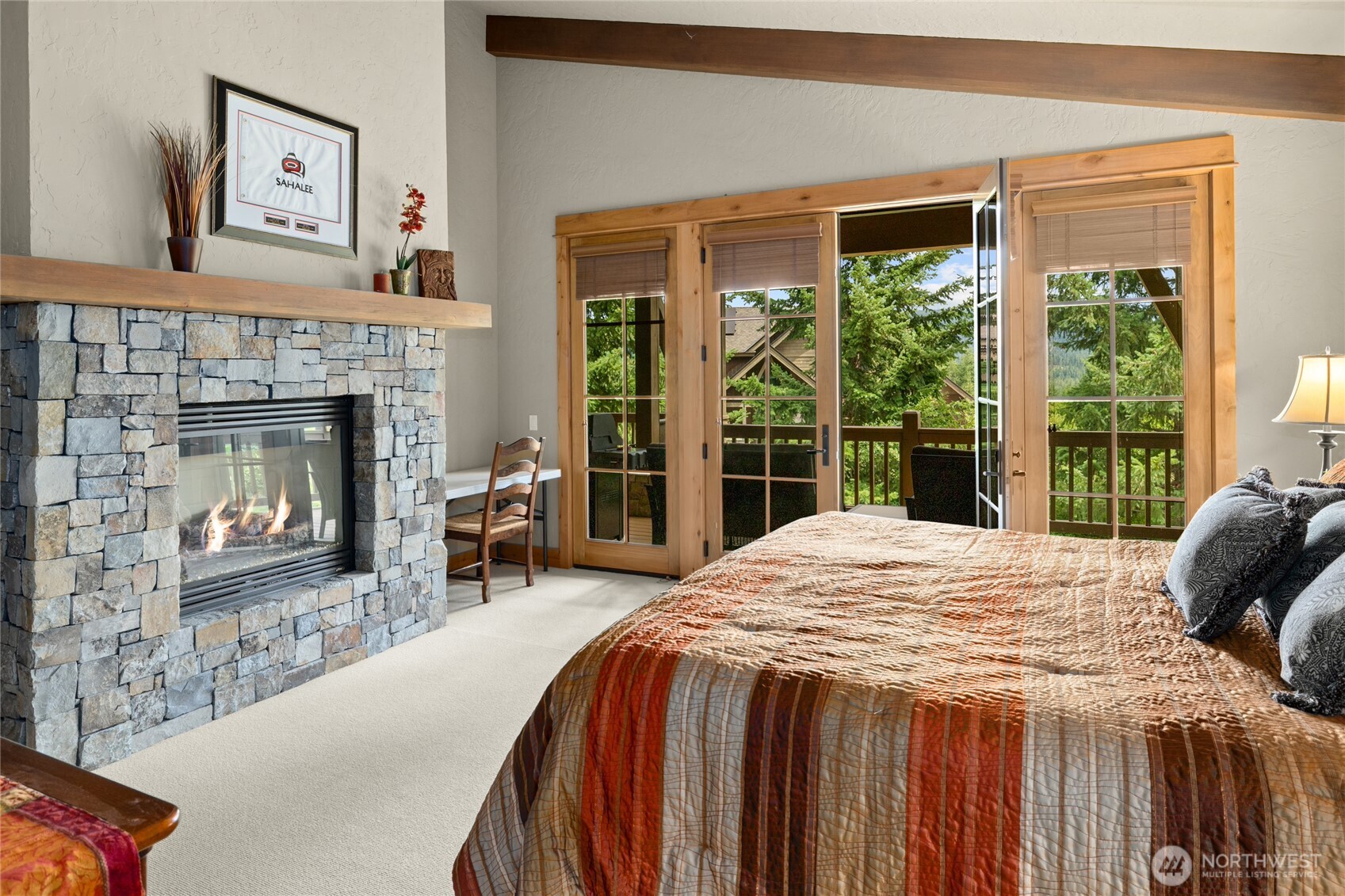 80 Queens Loop Property Photo 15