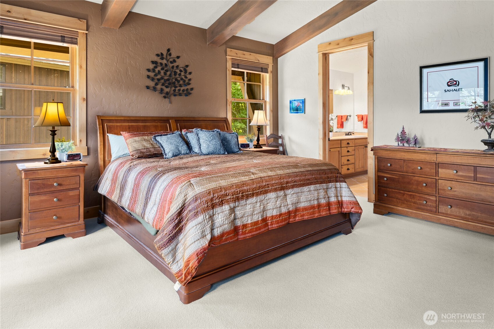 80 Queens Loop Property Photo 17