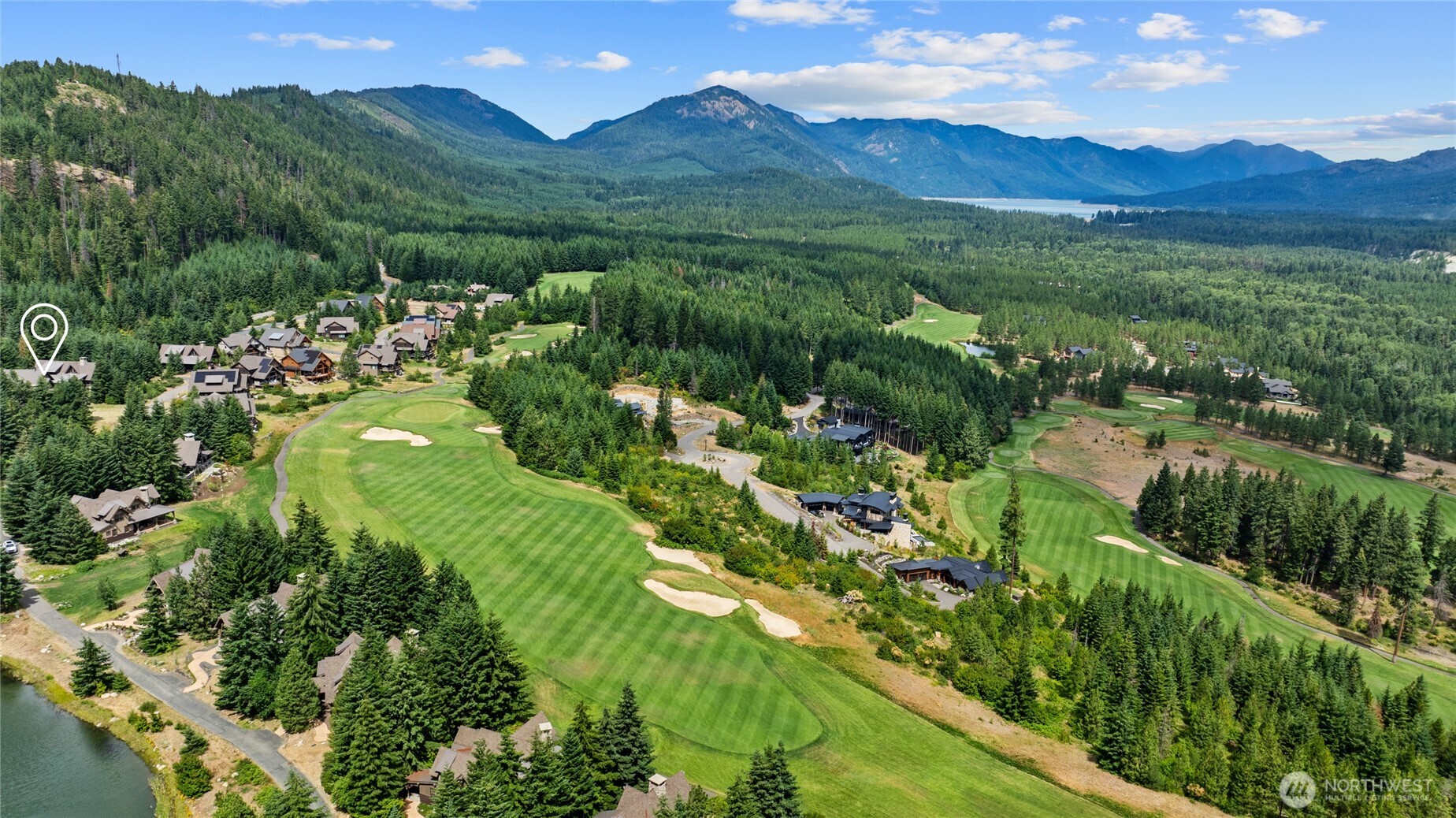 80 Queens Loop Property Photo 36