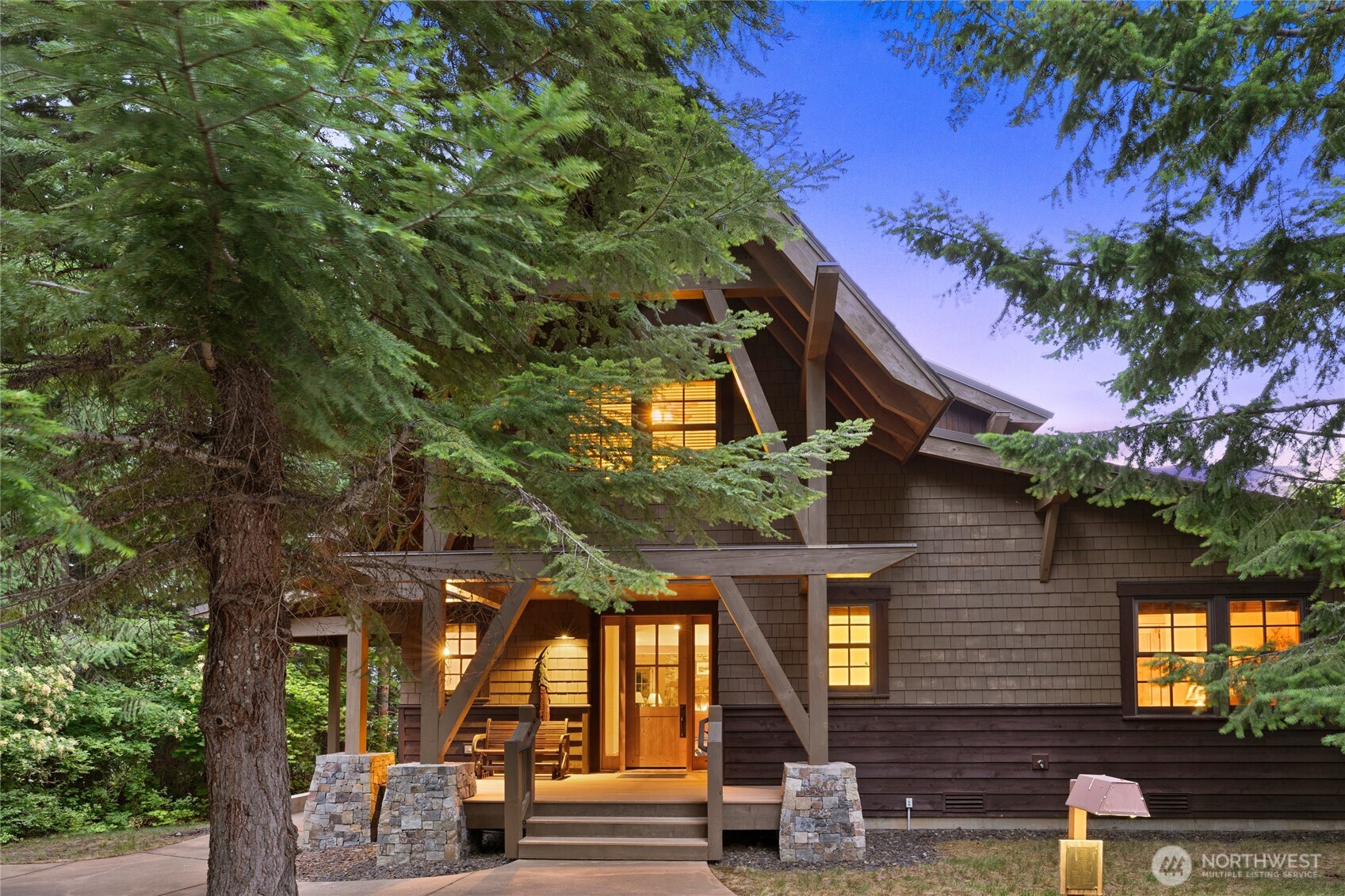 80 Queens Loop Property Photo 40