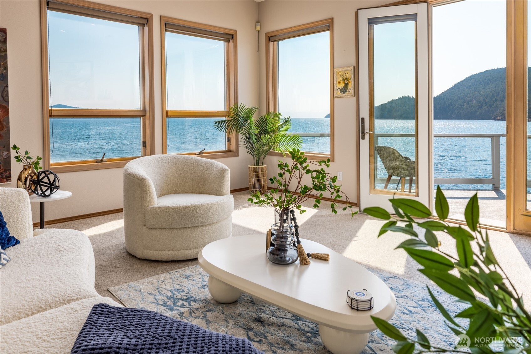 2401 Skyline Way 203e Property Photo 2