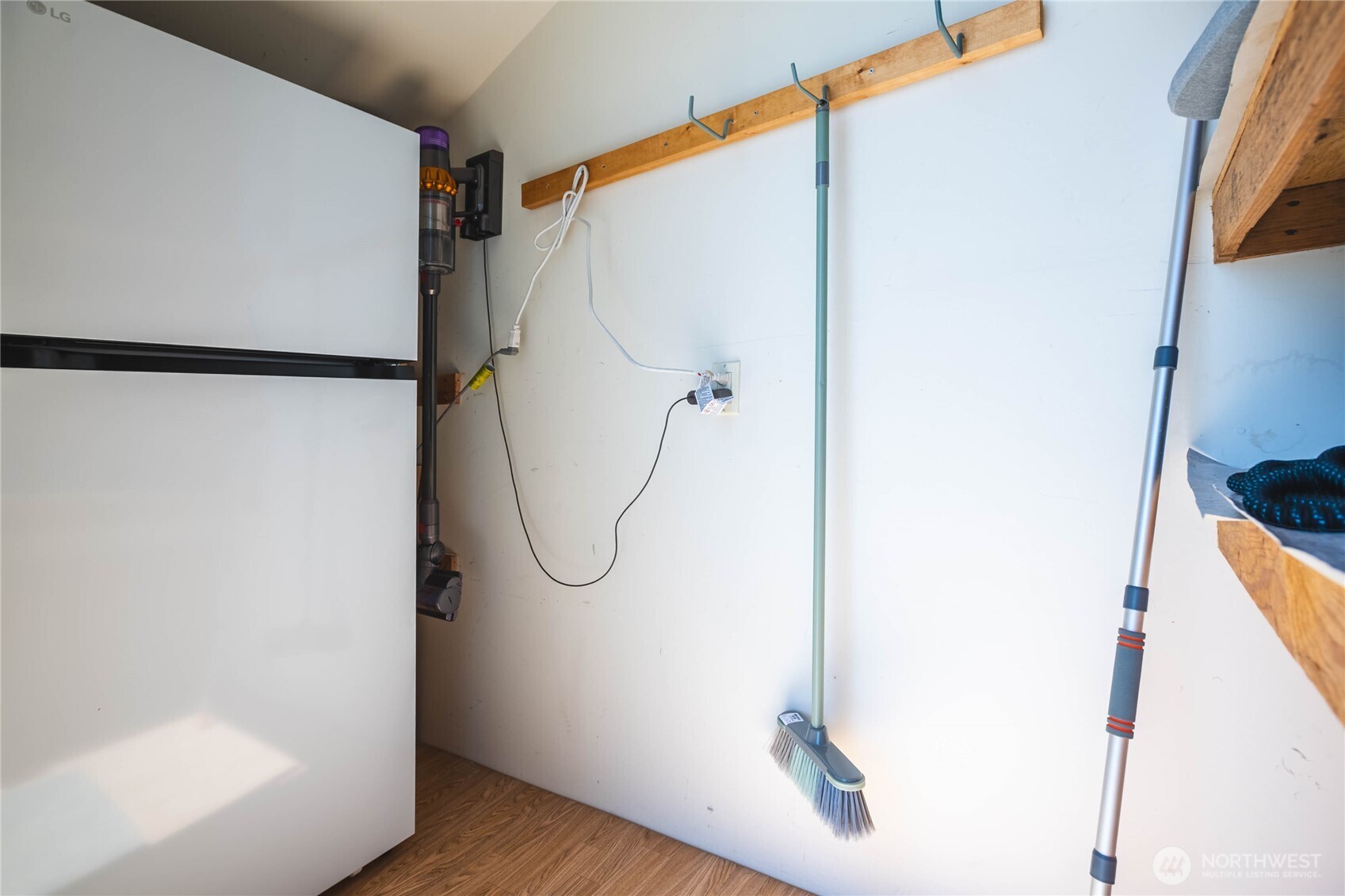 2401 Skyline Way 203e Property Photo 22