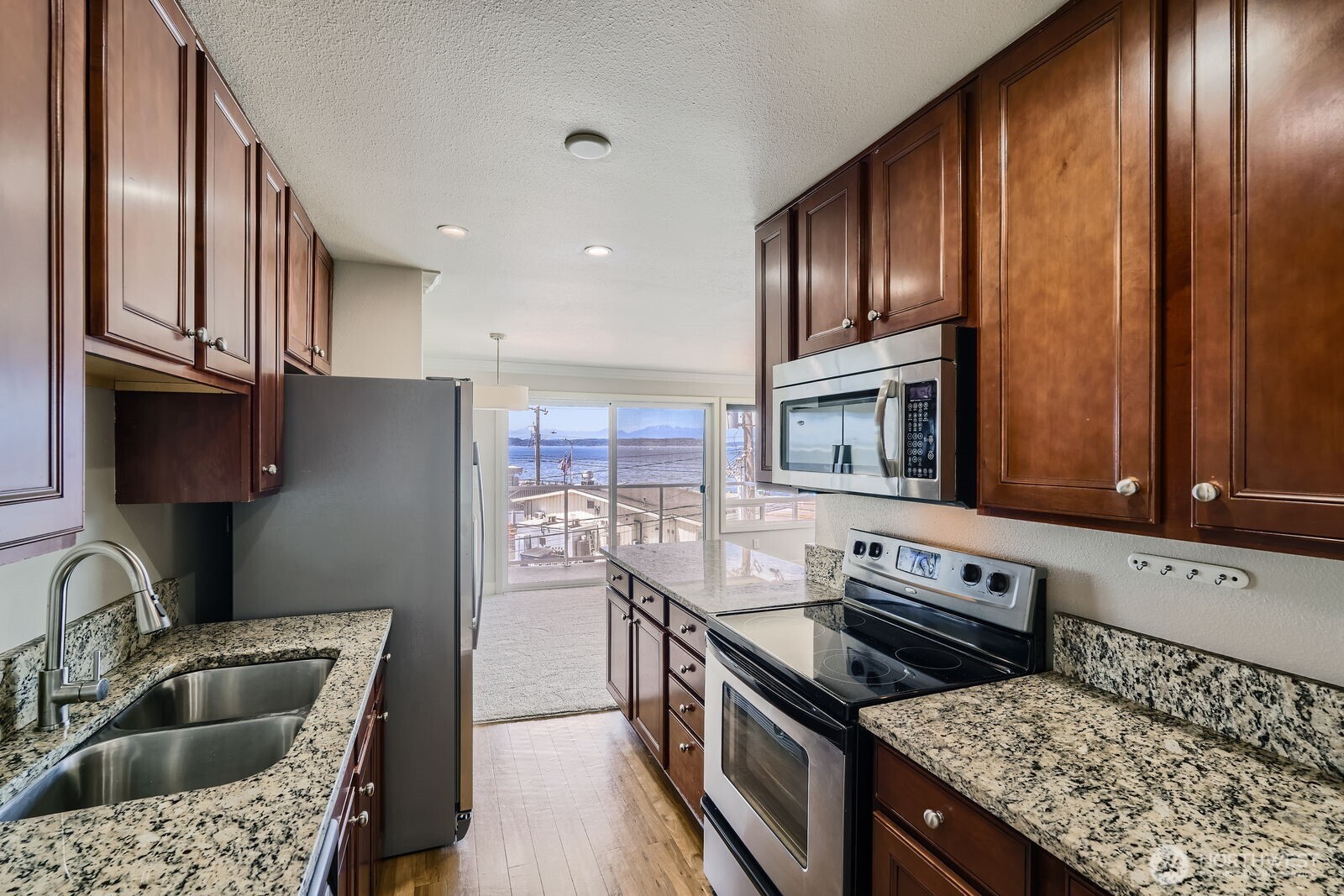 2514 57th Avenue 301 Property Photo 13