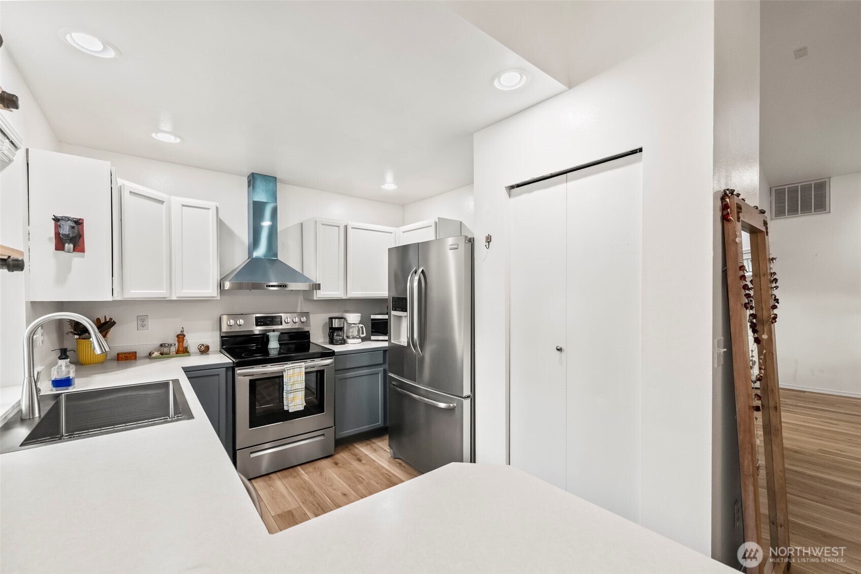 90 E Treasure Island Drive Property Photo 10