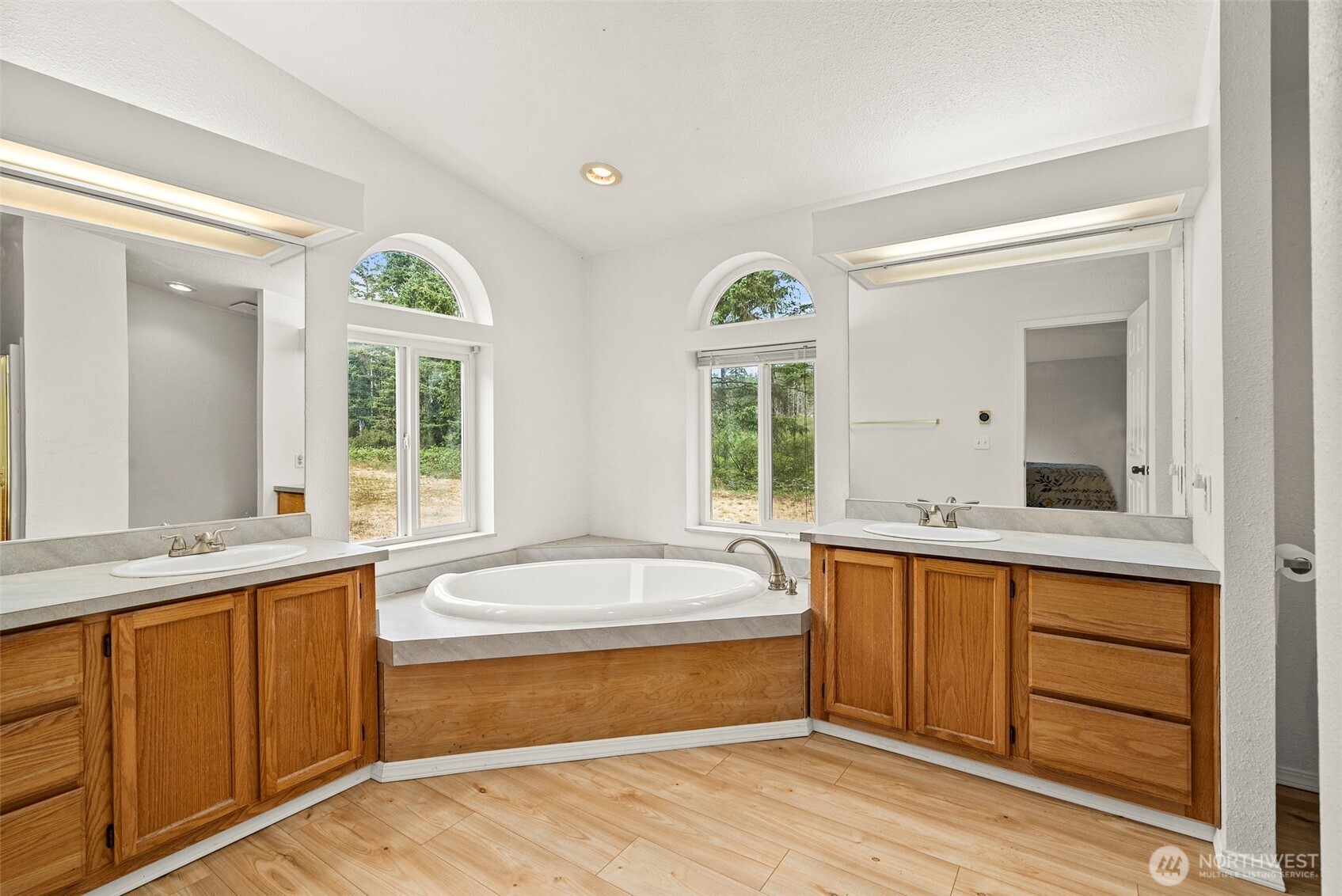 14846 N Hwy 101 Property Photo 14