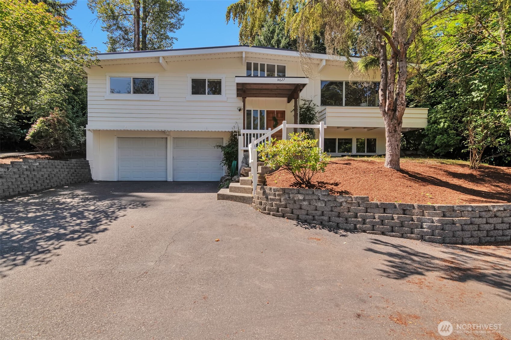 14627 Se Newport Way Property Photo 1