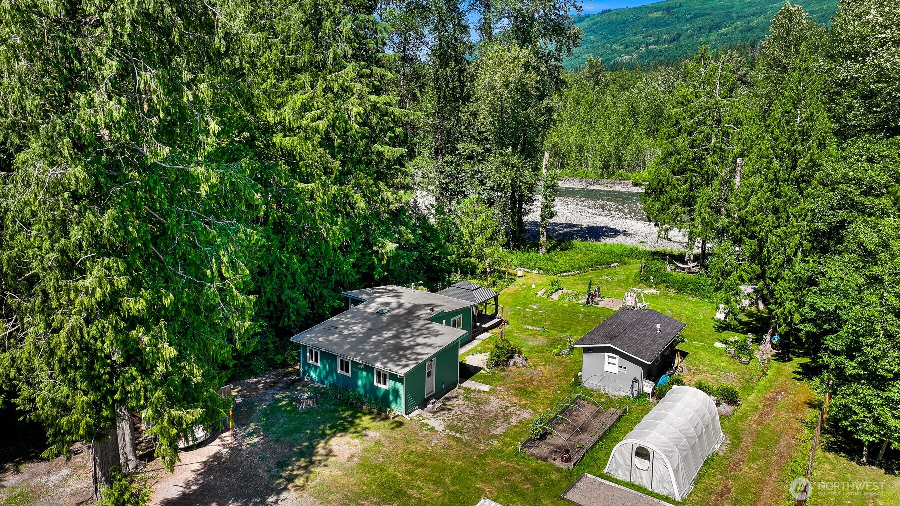 6070 Saxon Road Property Photo 1
