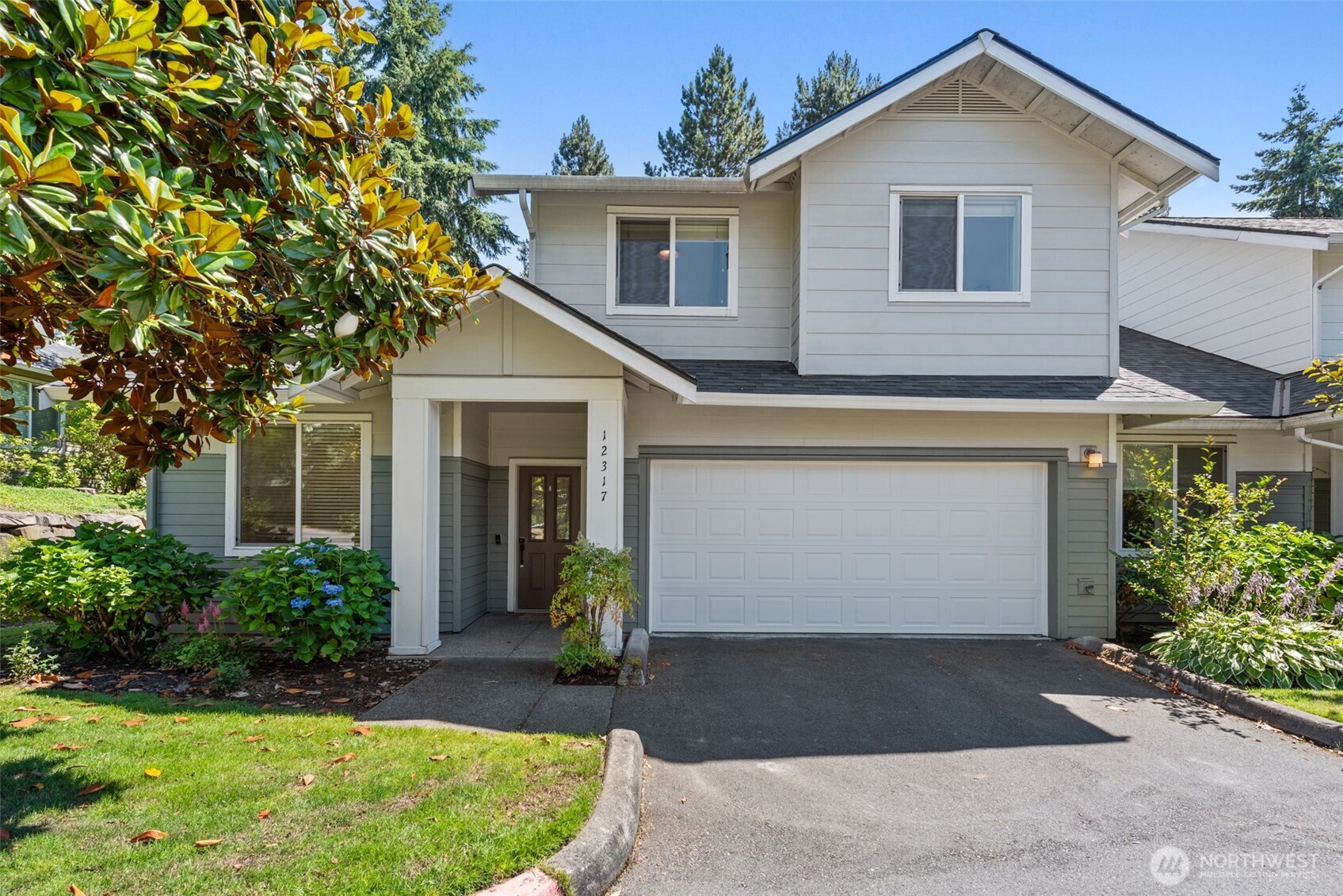 12317 Ne 109th Way Property Photo 1