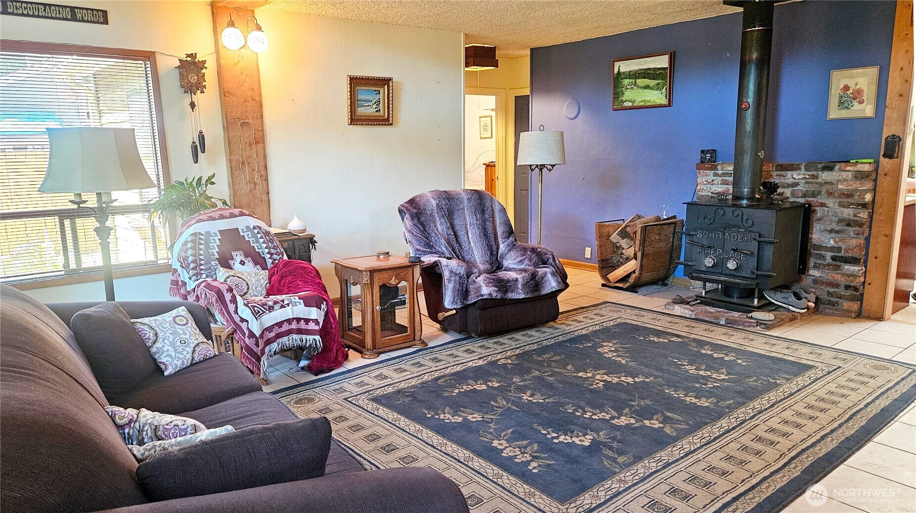 17017 10th Avenue Property Photo 4