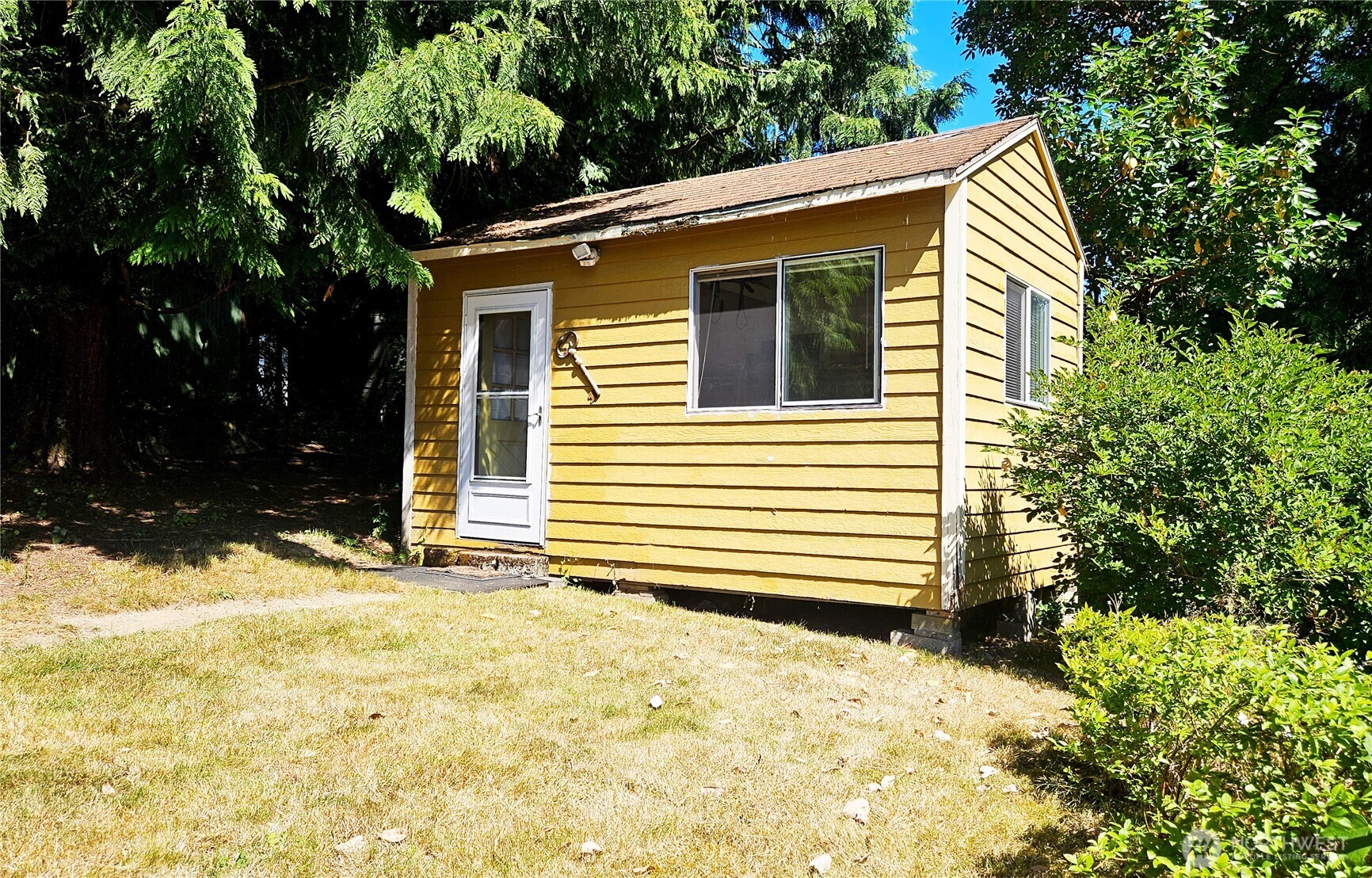 17017 10th Avenue Property Photo 10