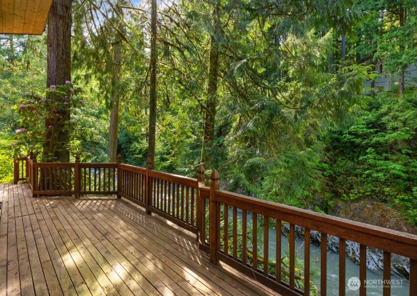 19521 Big Four Place Property Photo 7