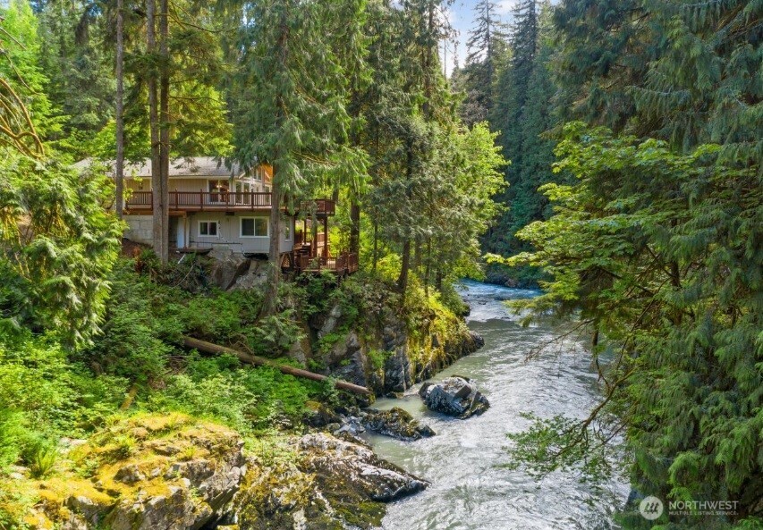 19521 Big Four Place Property Photo 9