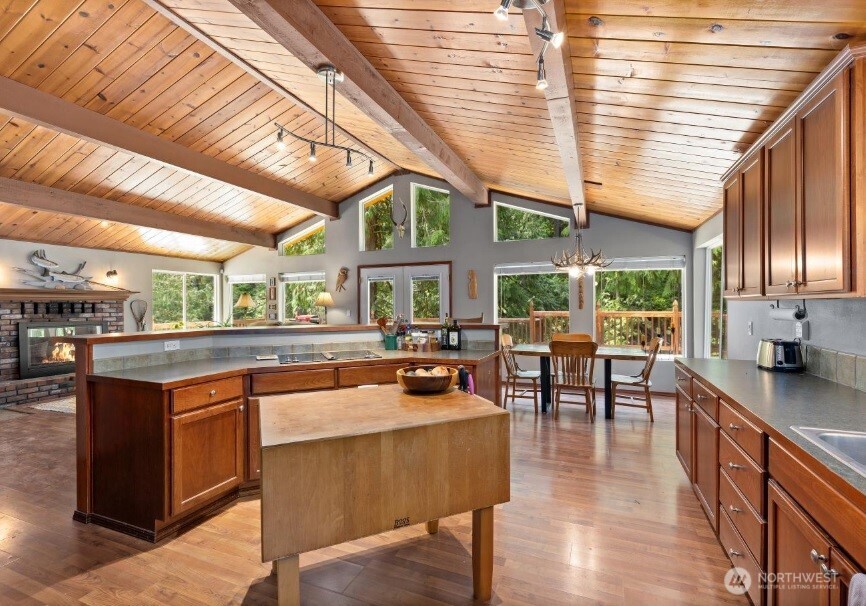 19521 Big Four Place Property Photo 12