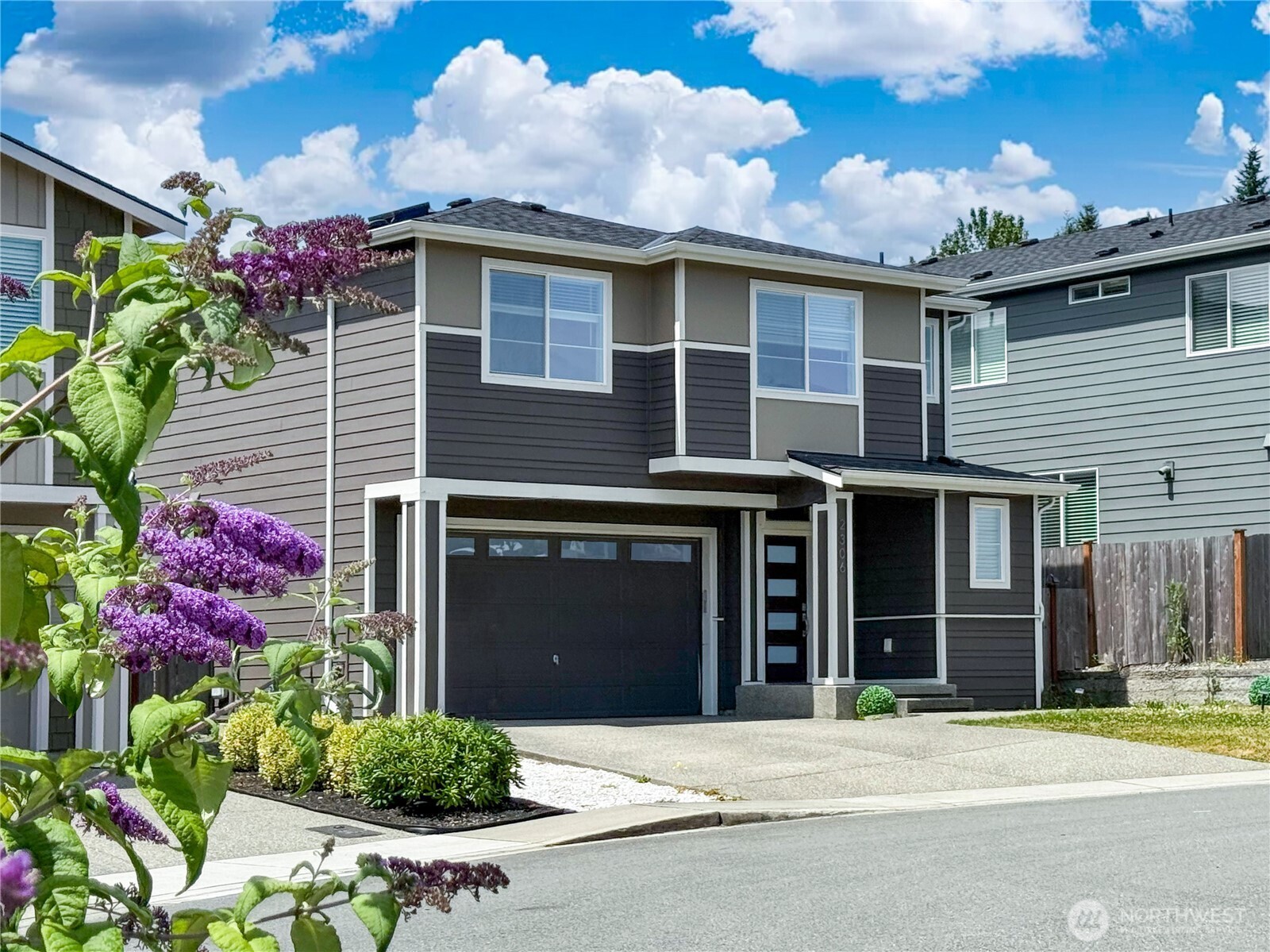 2306 115th Drive Property Photo 1