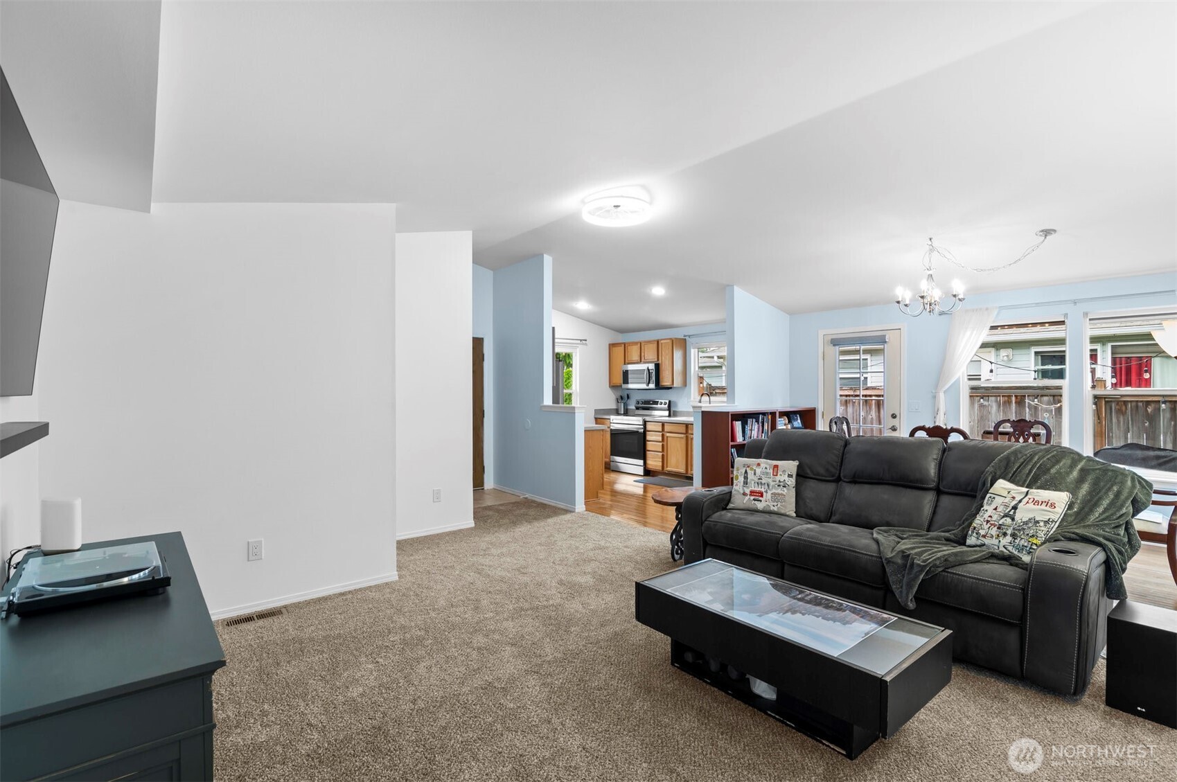 3211 Arbor Street Property Photo 1
