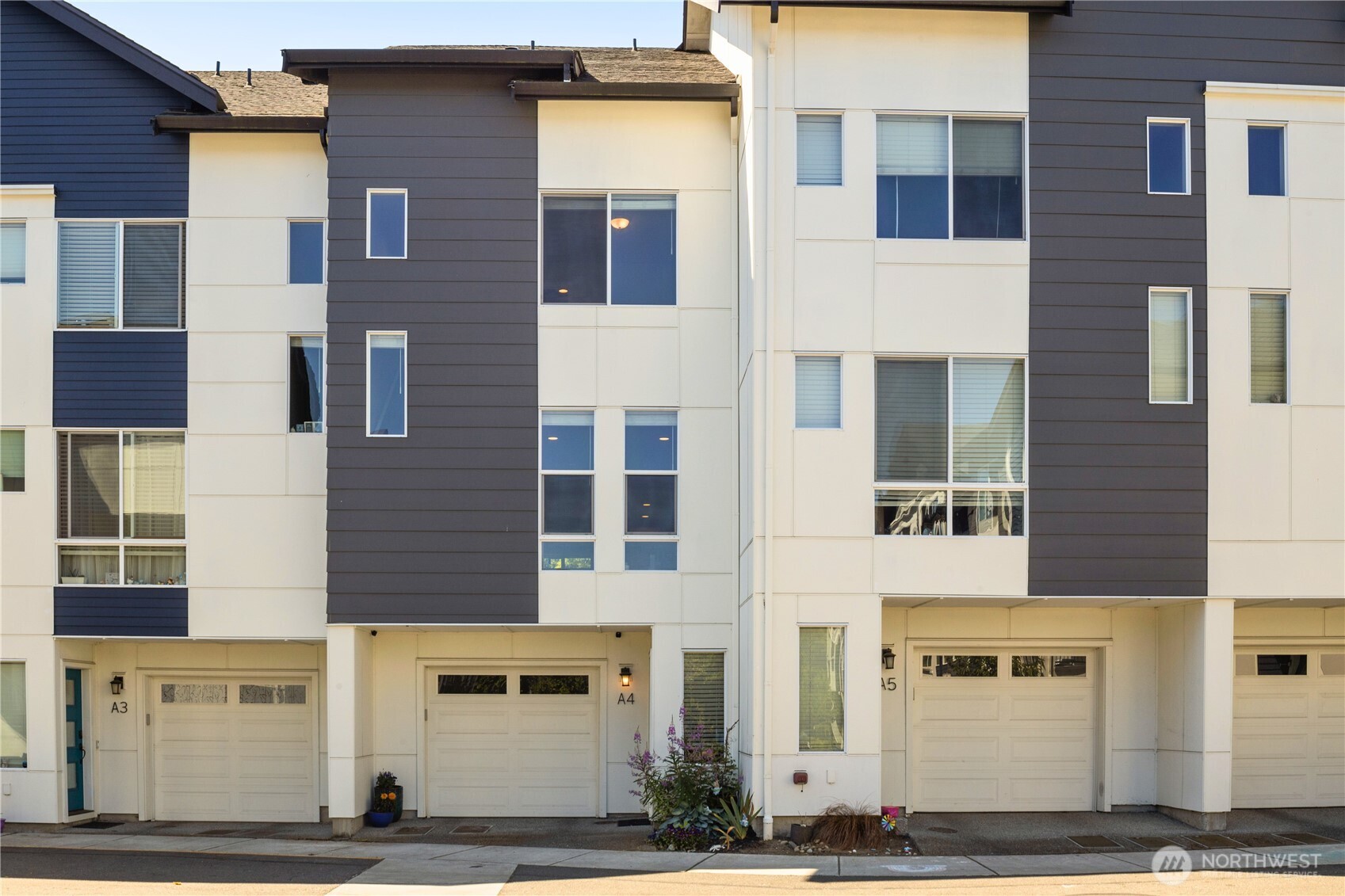 14715 Admiralty Way A4 Property Photo 1