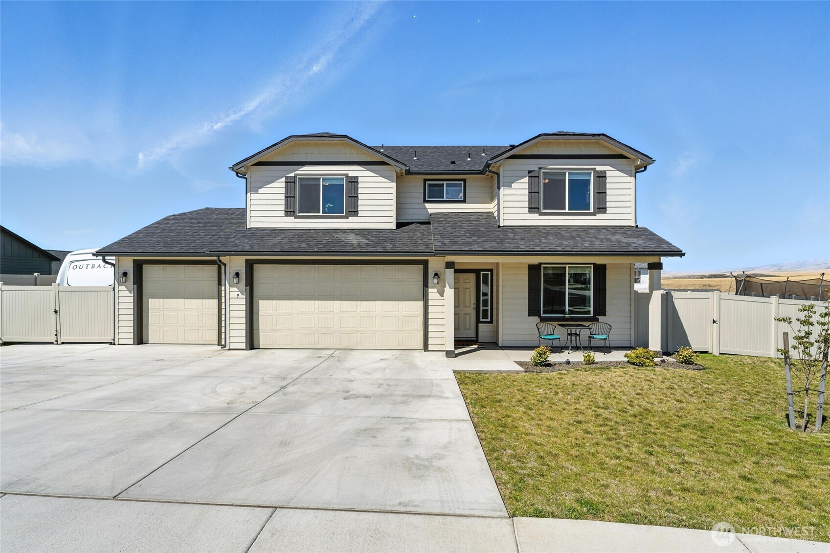 9 Patty Circle Property Photo 1