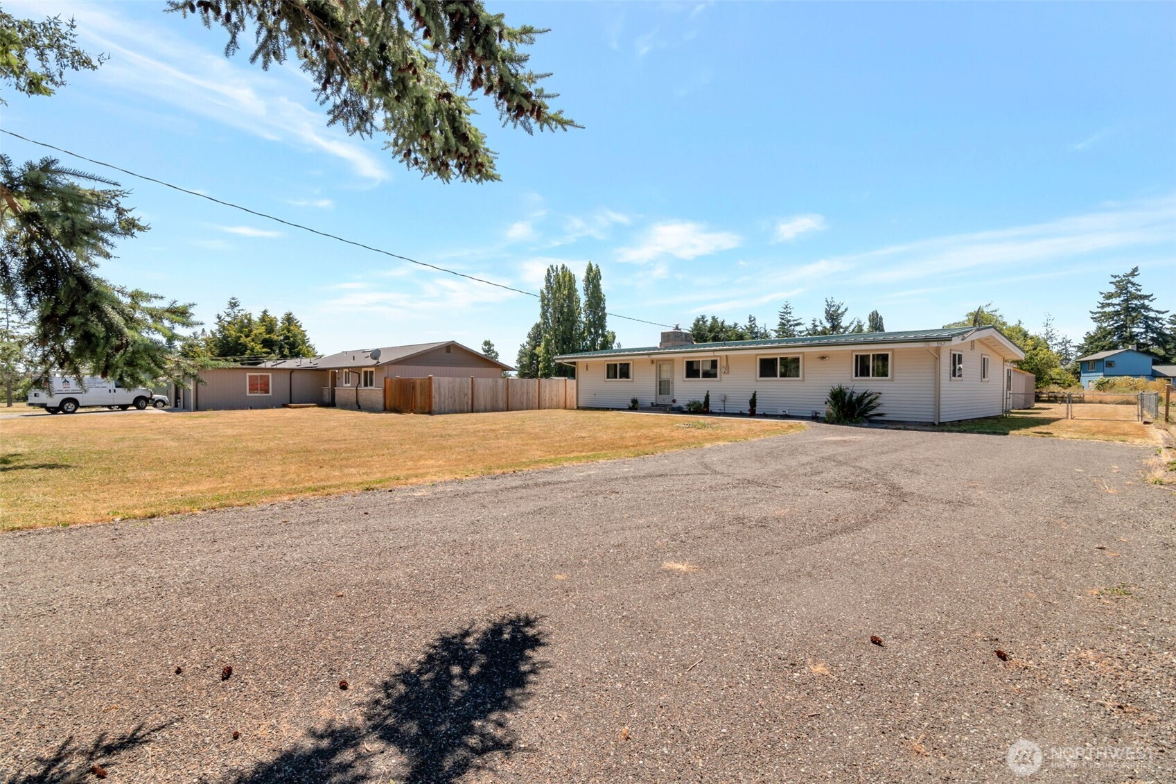 967 Donald Avenue Property Photo 3