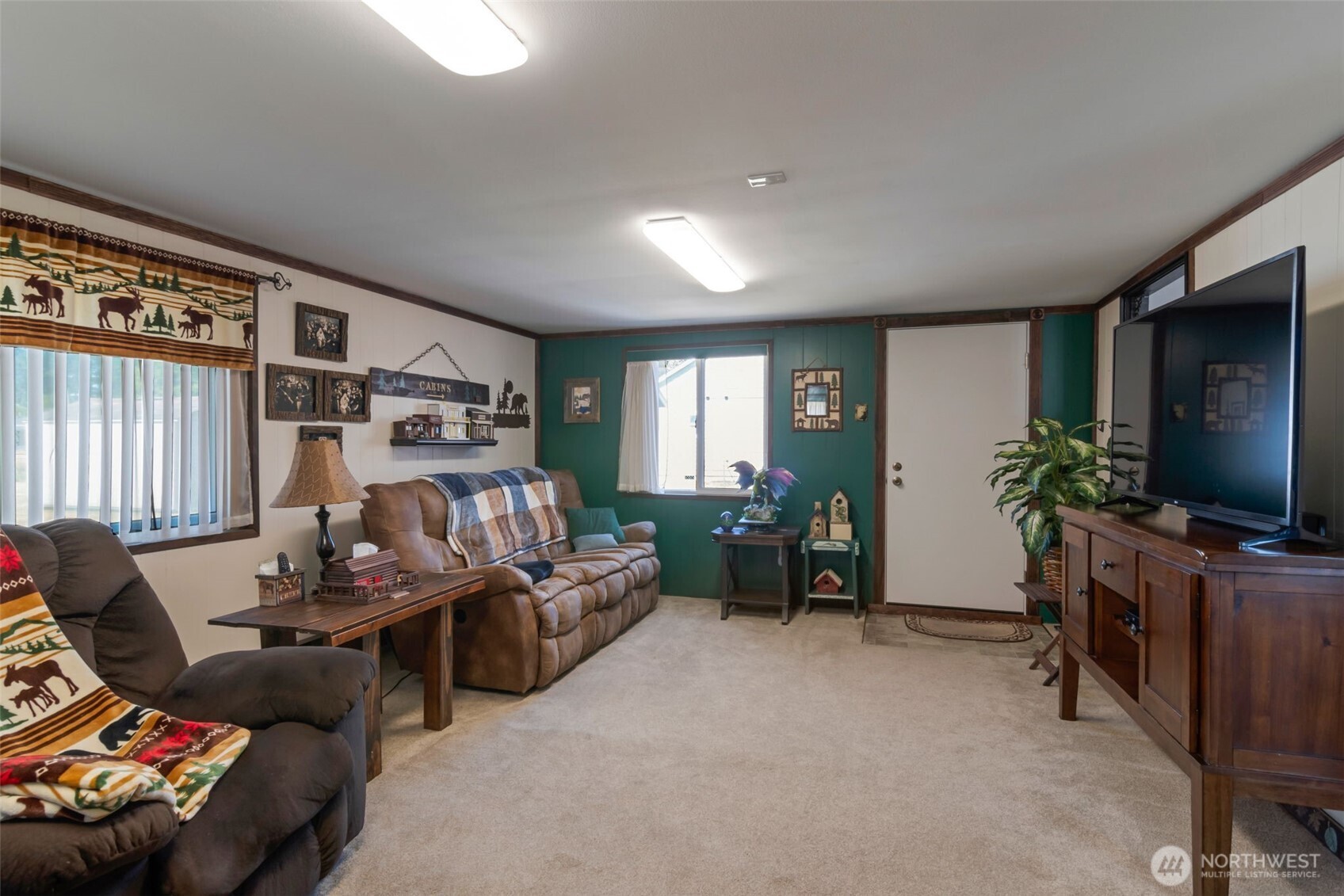 967 Donald Avenue Property Photo 10