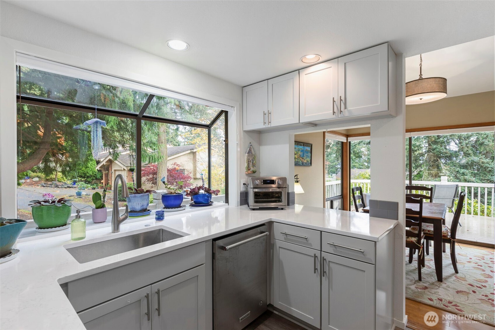 190 Bluffs Dr 1 Property Photo 11