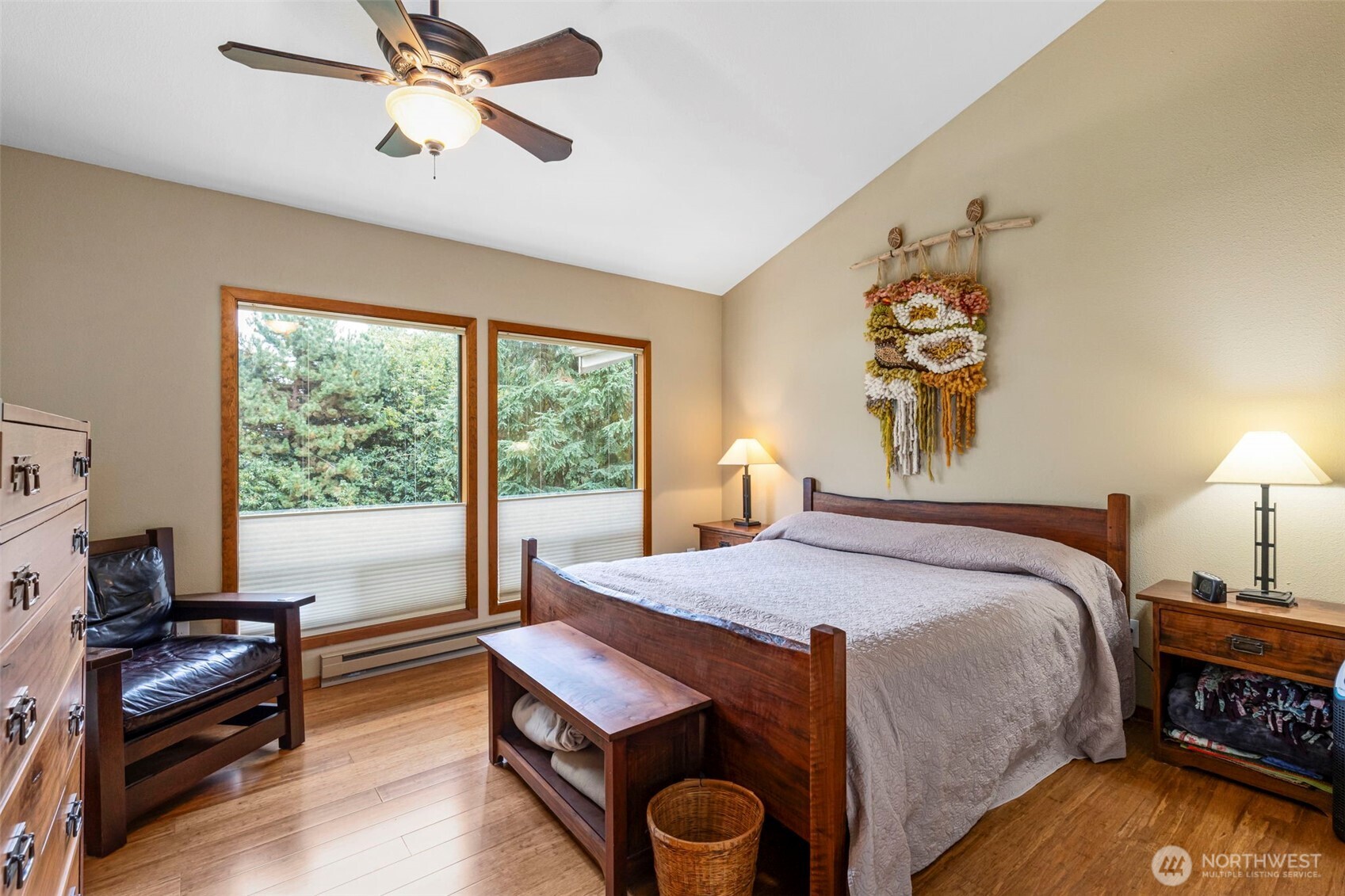 190 Bluffs Dr 1 Property Photo 16