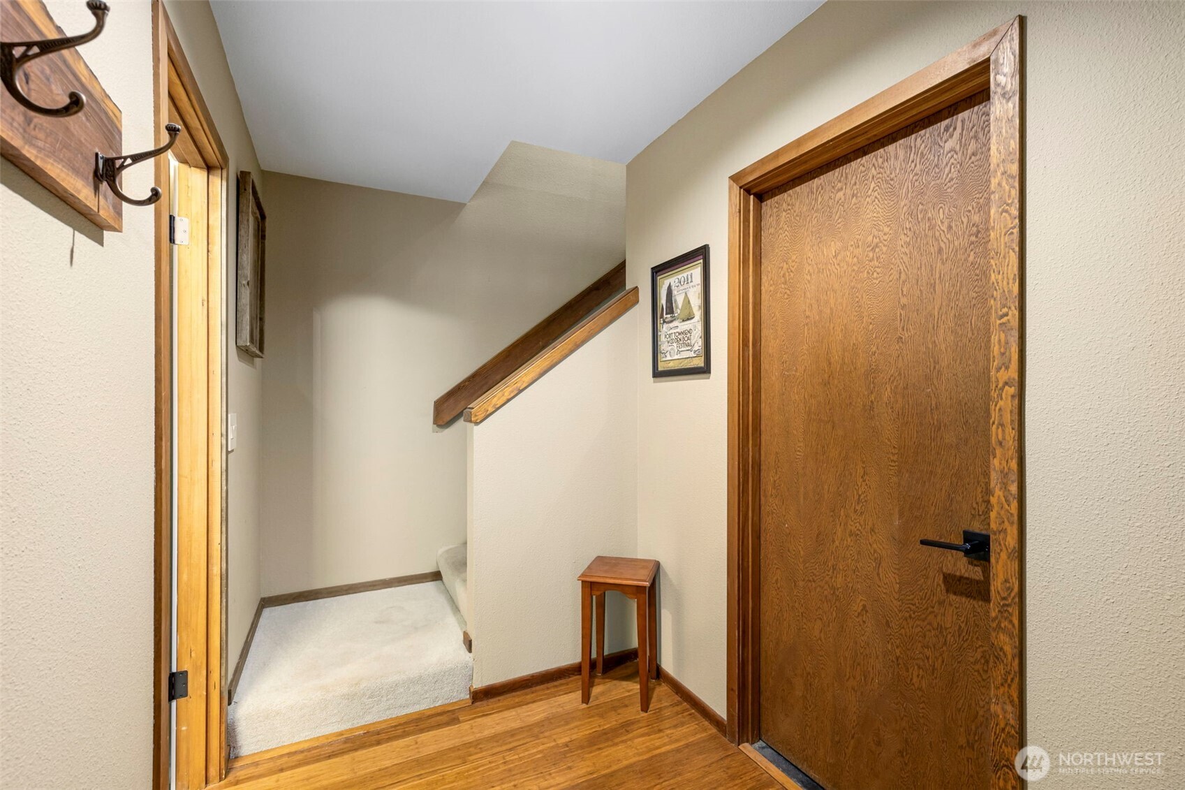 190 Bluffs Dr 1 Property Photo 26