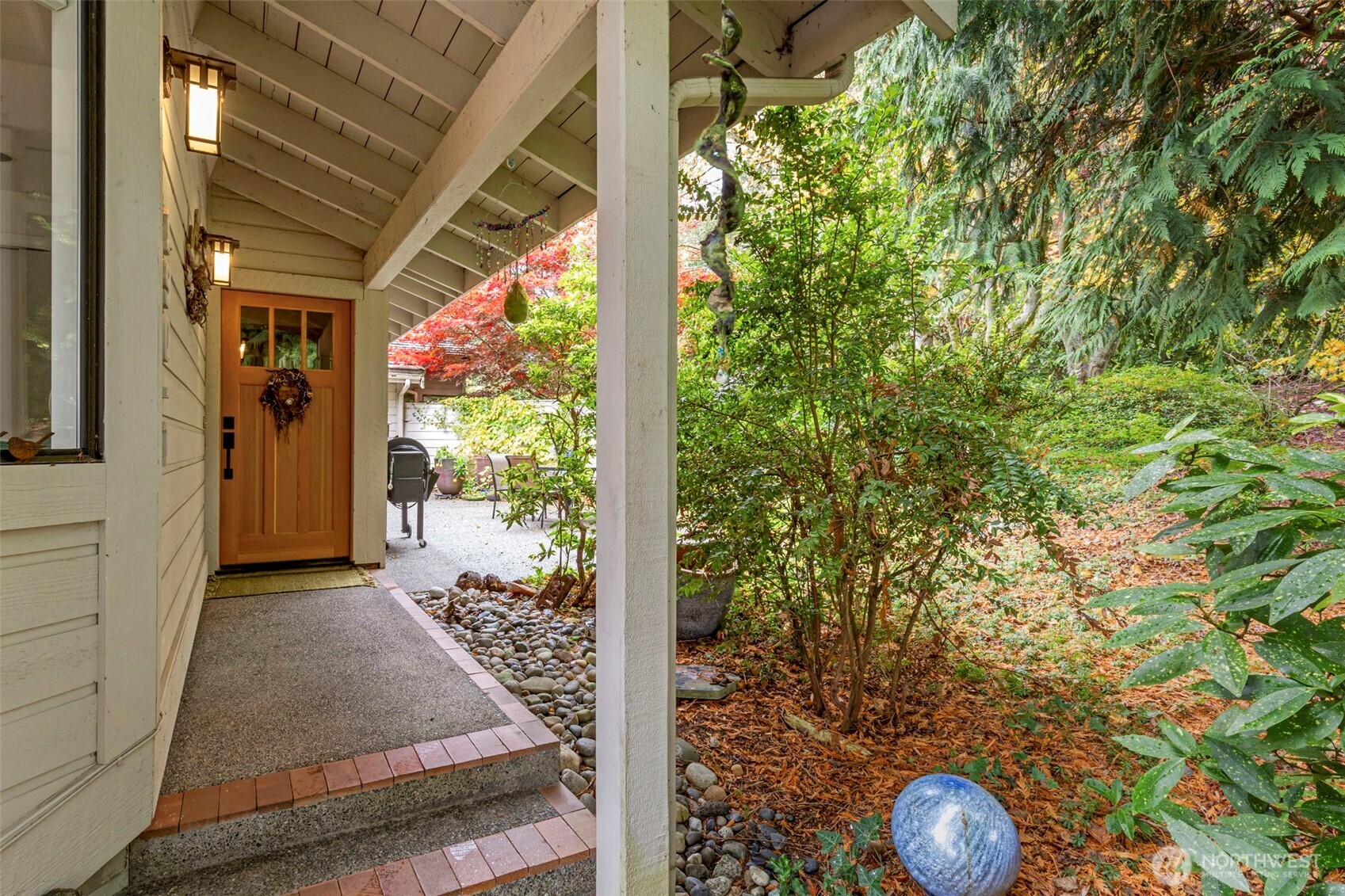 190 Bluffs Dr 1 Property Photo 37